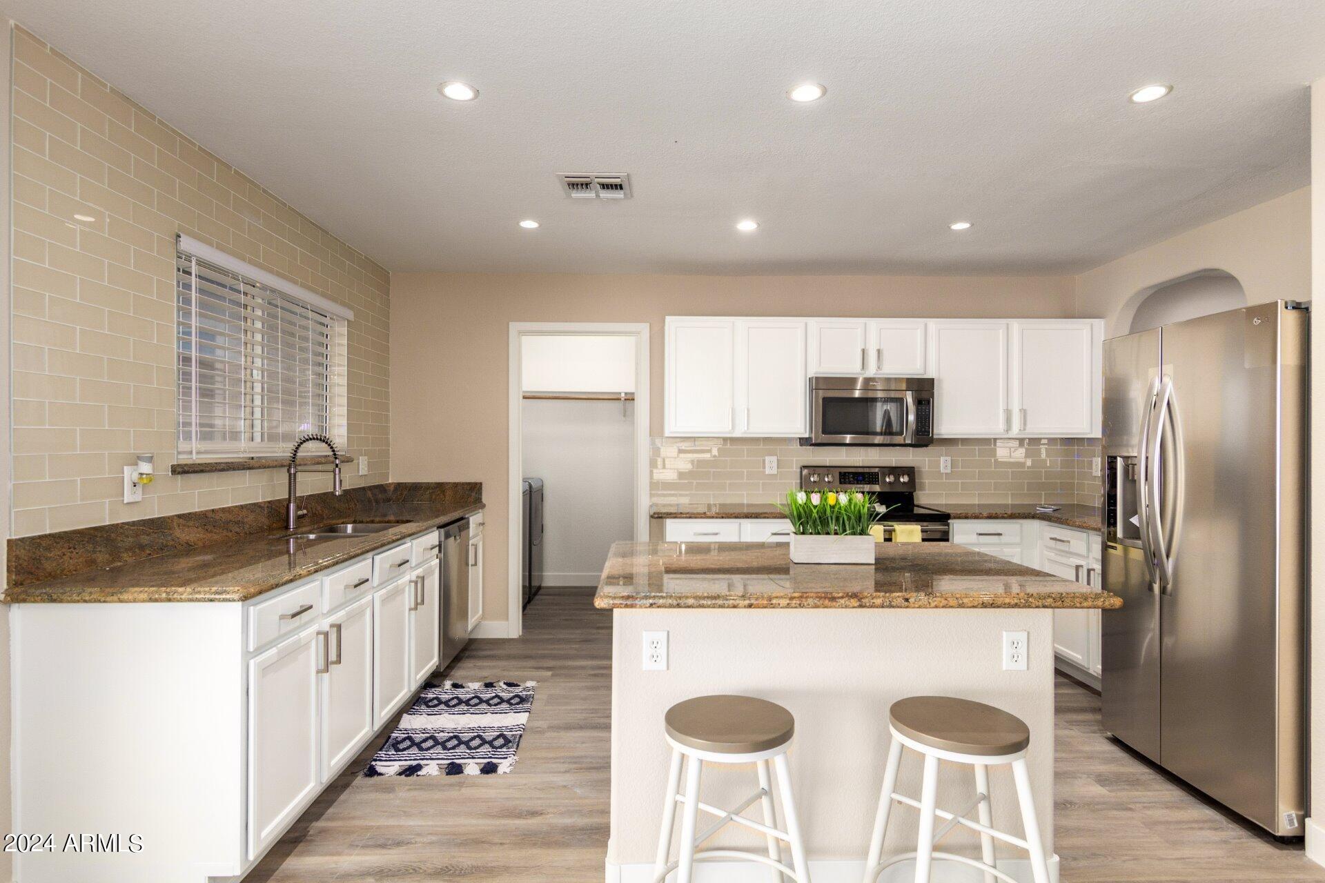 8141 E POSADA Avenue