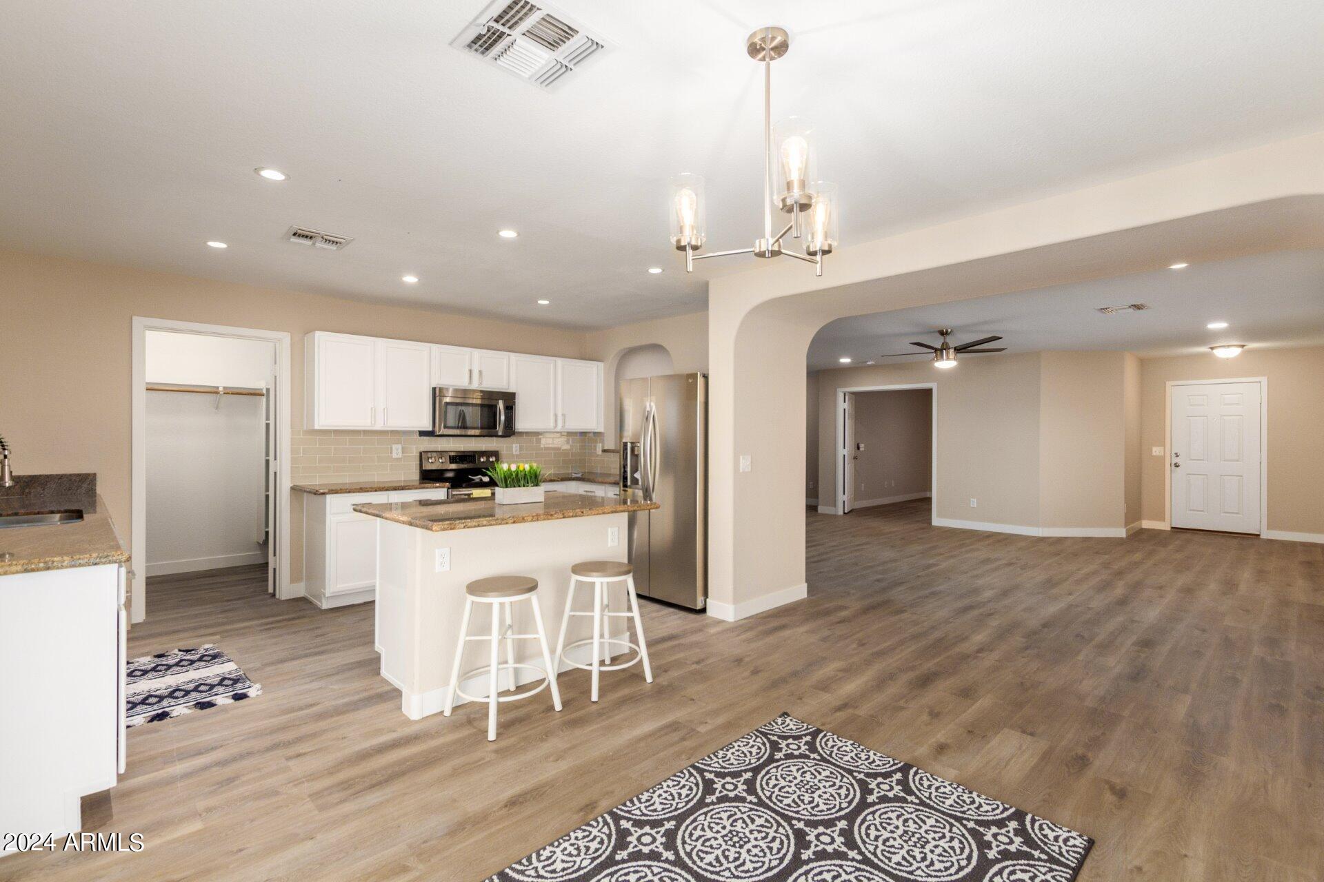 8141 E POSADA Avenue