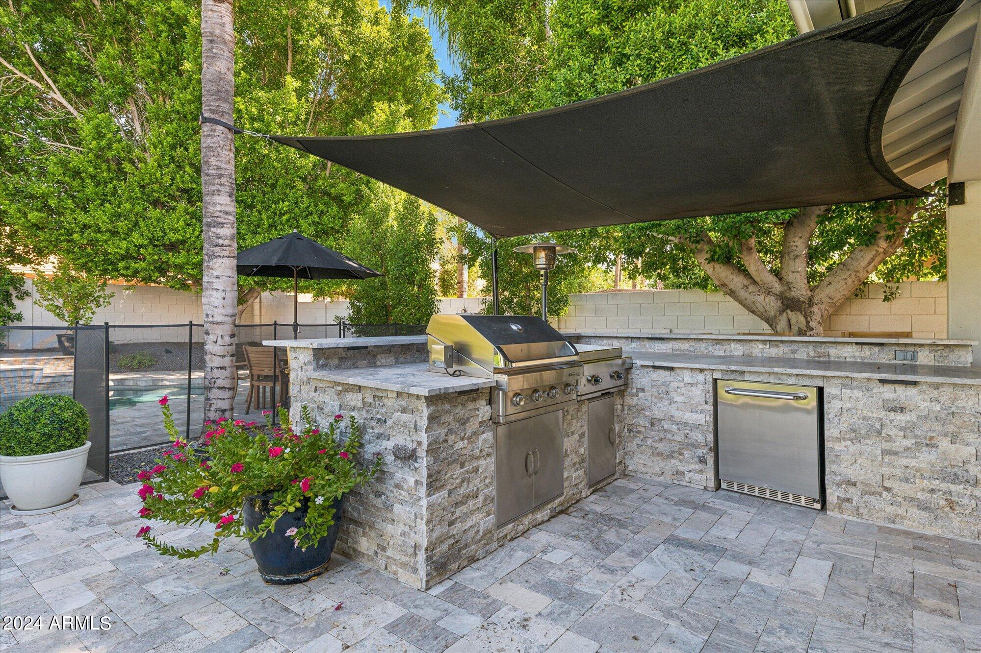 5518 E SAINT JOHN Road