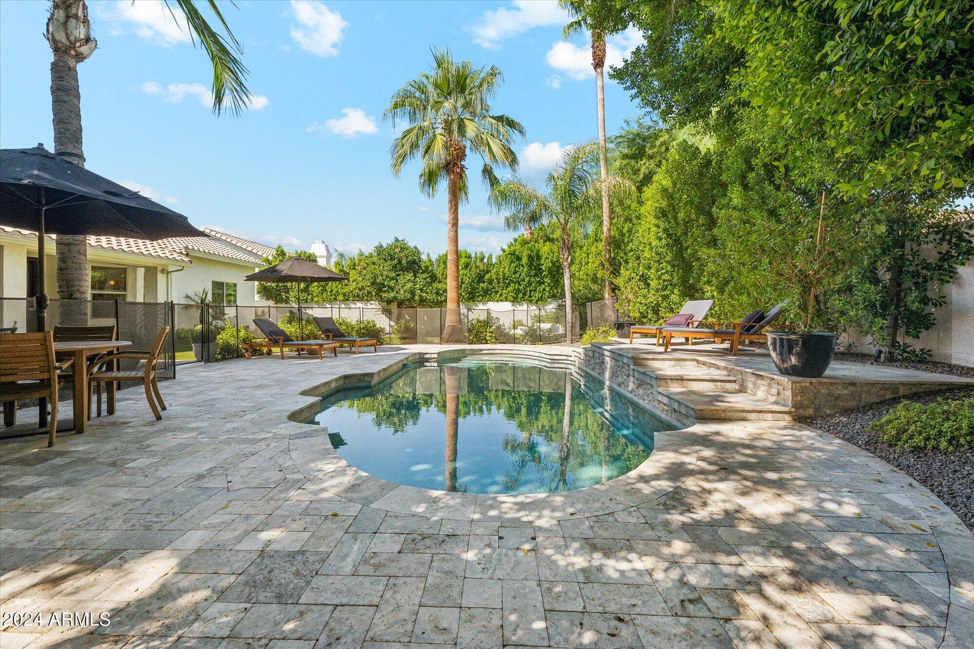 5518 E SAINT JOHN Road