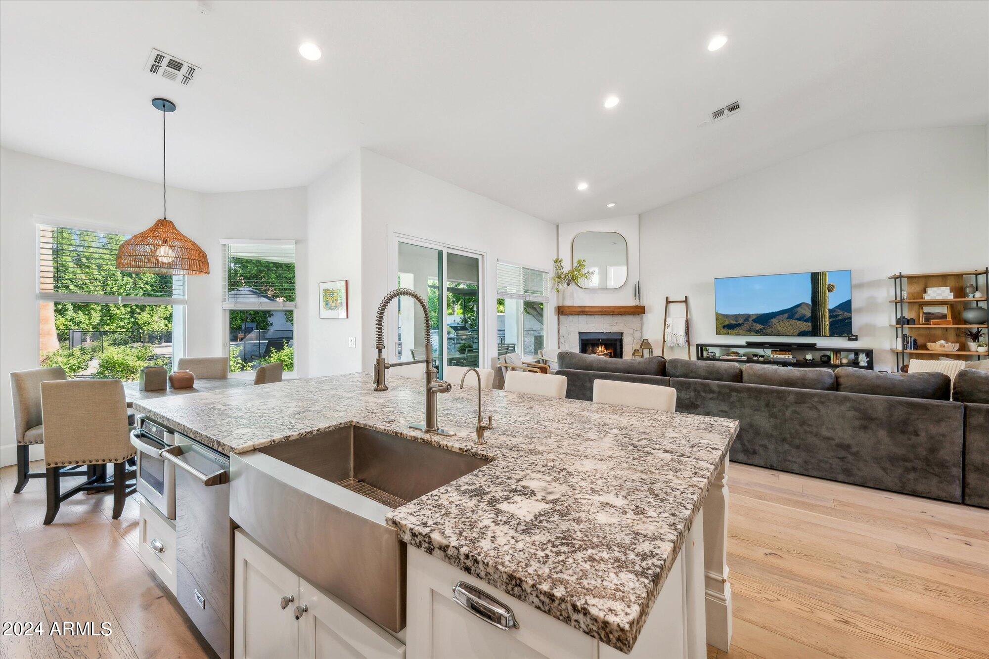 5518 E SAINT JOHN Road