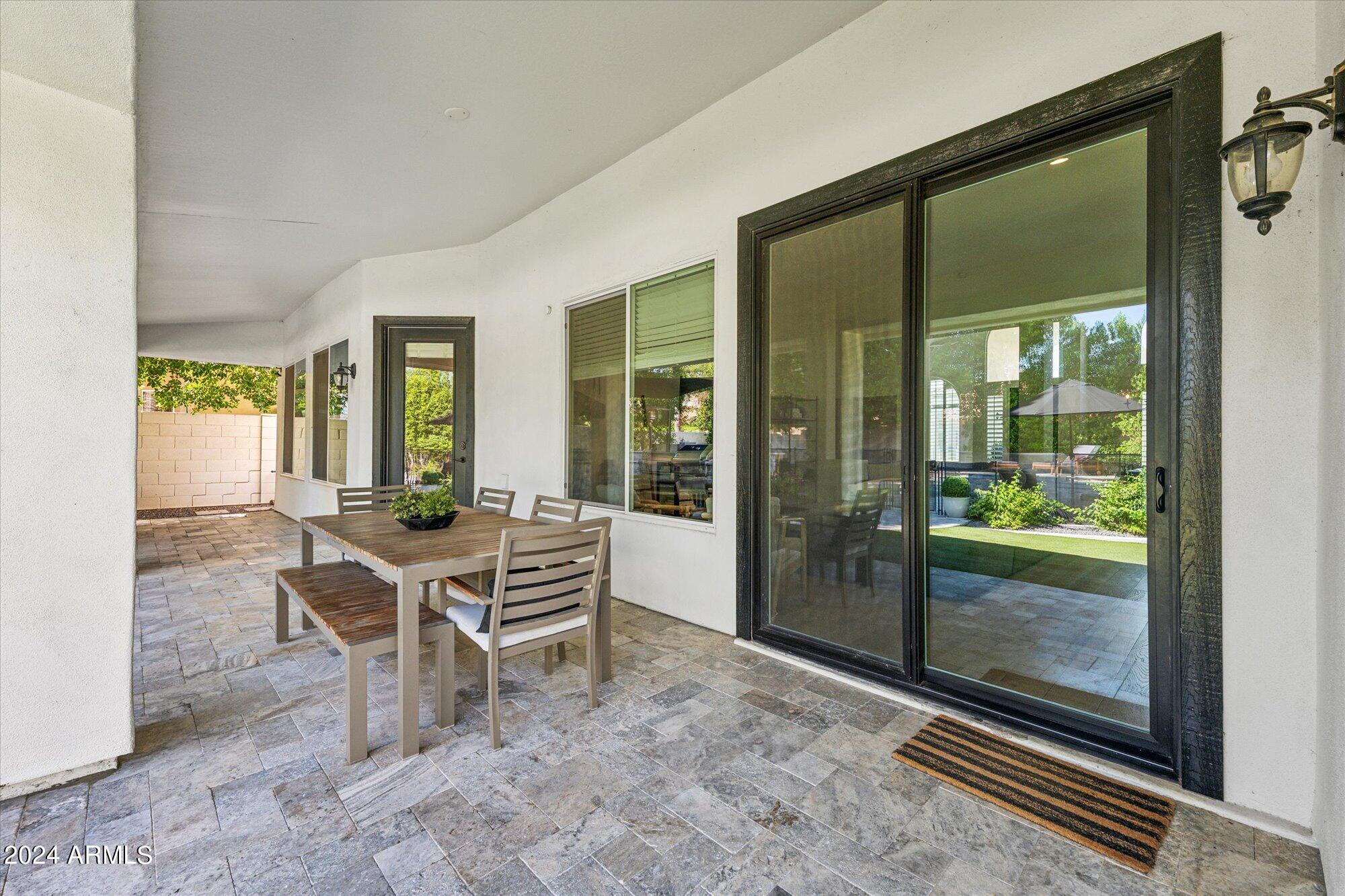 5518 E SAINT JOHN Road