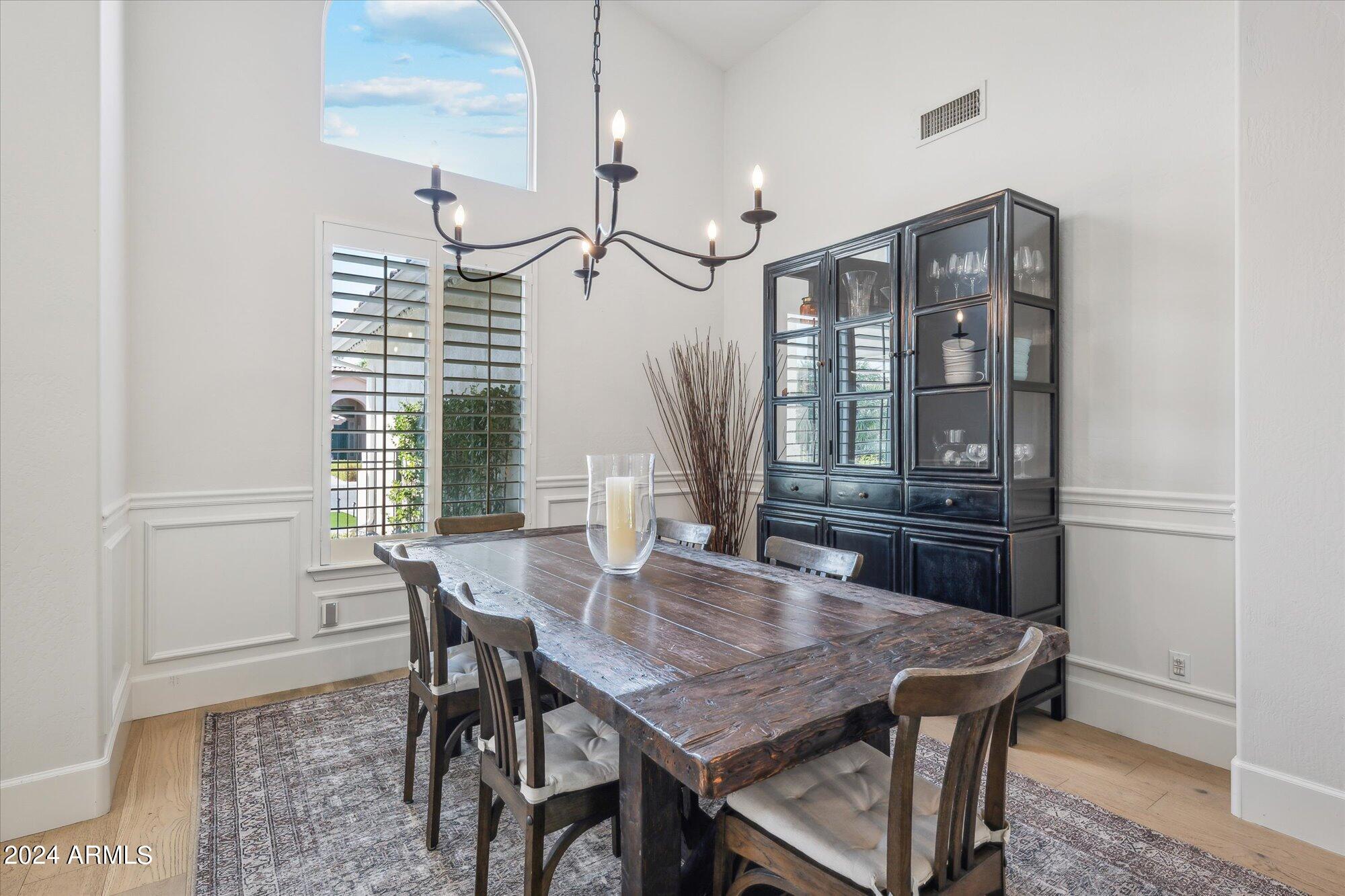 5518 E SAINT JOHN Road