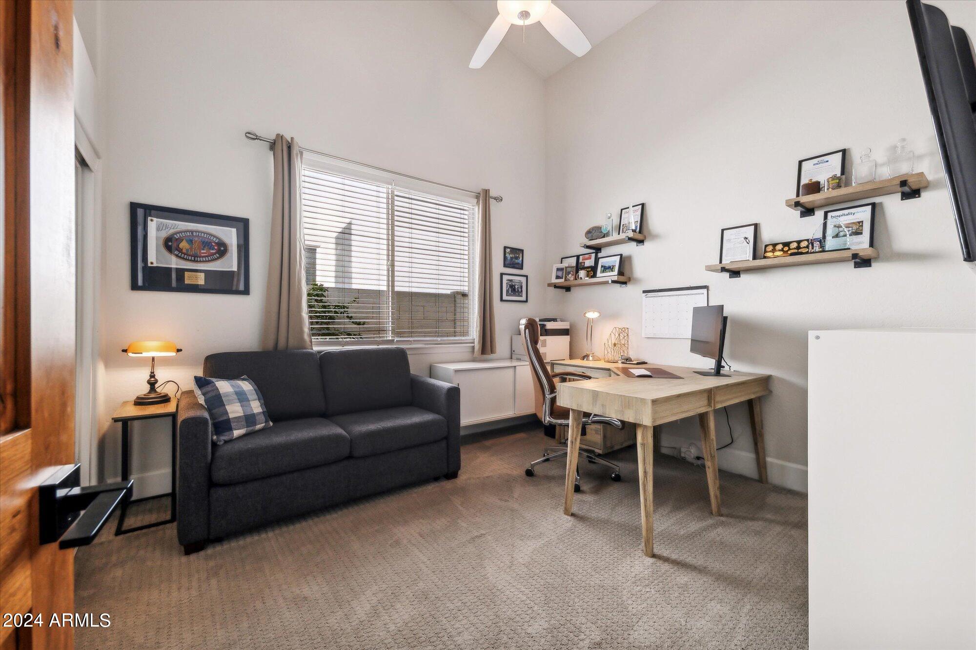 5518 E SAINT JOHN Road