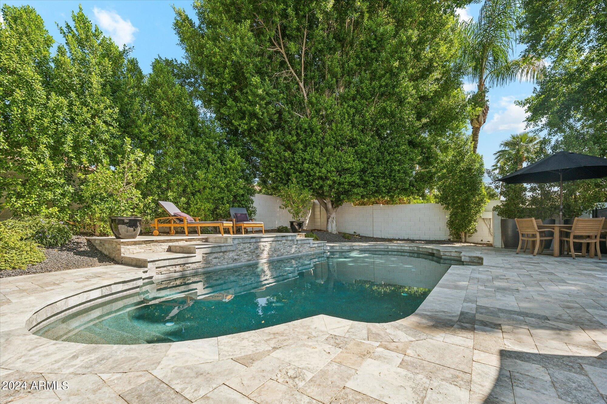 5518 E SAINT JOHN Road