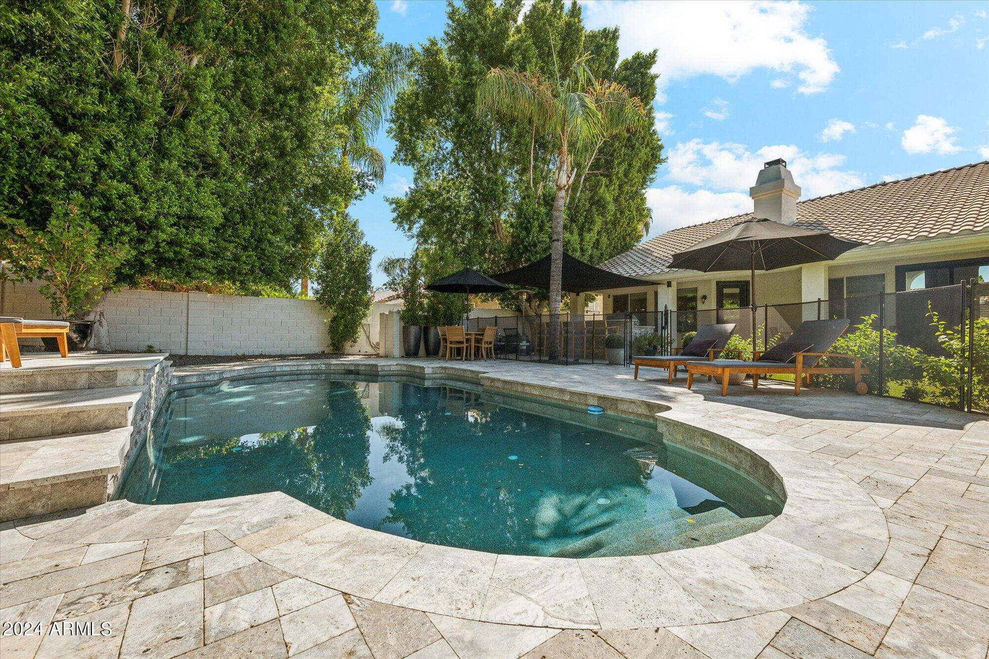 5518 E SAINT JOHN Road