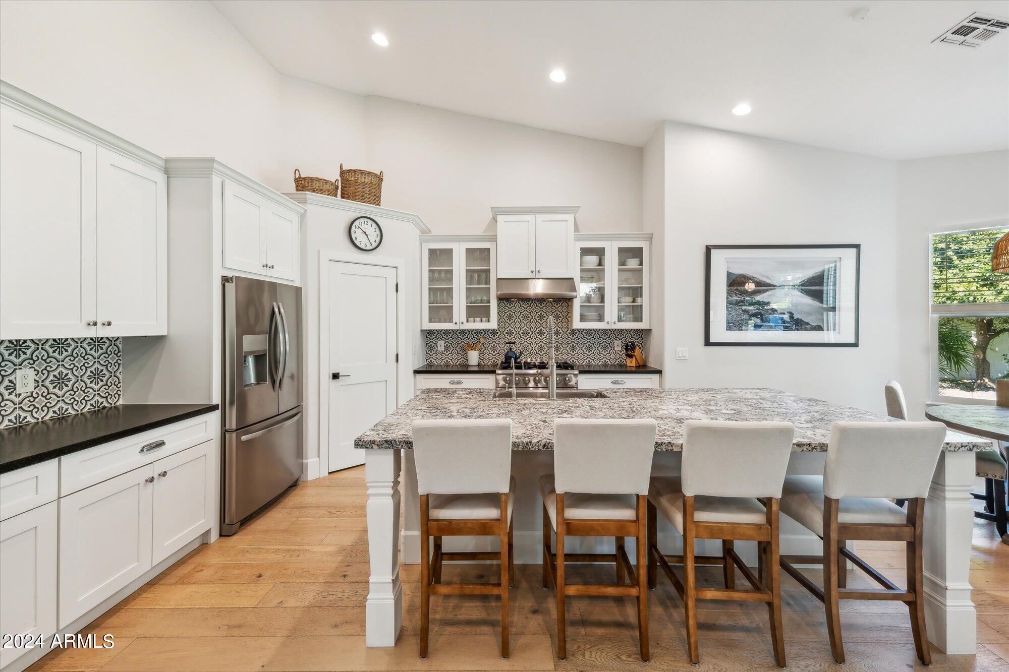 5518 E SAINT JOHN Road