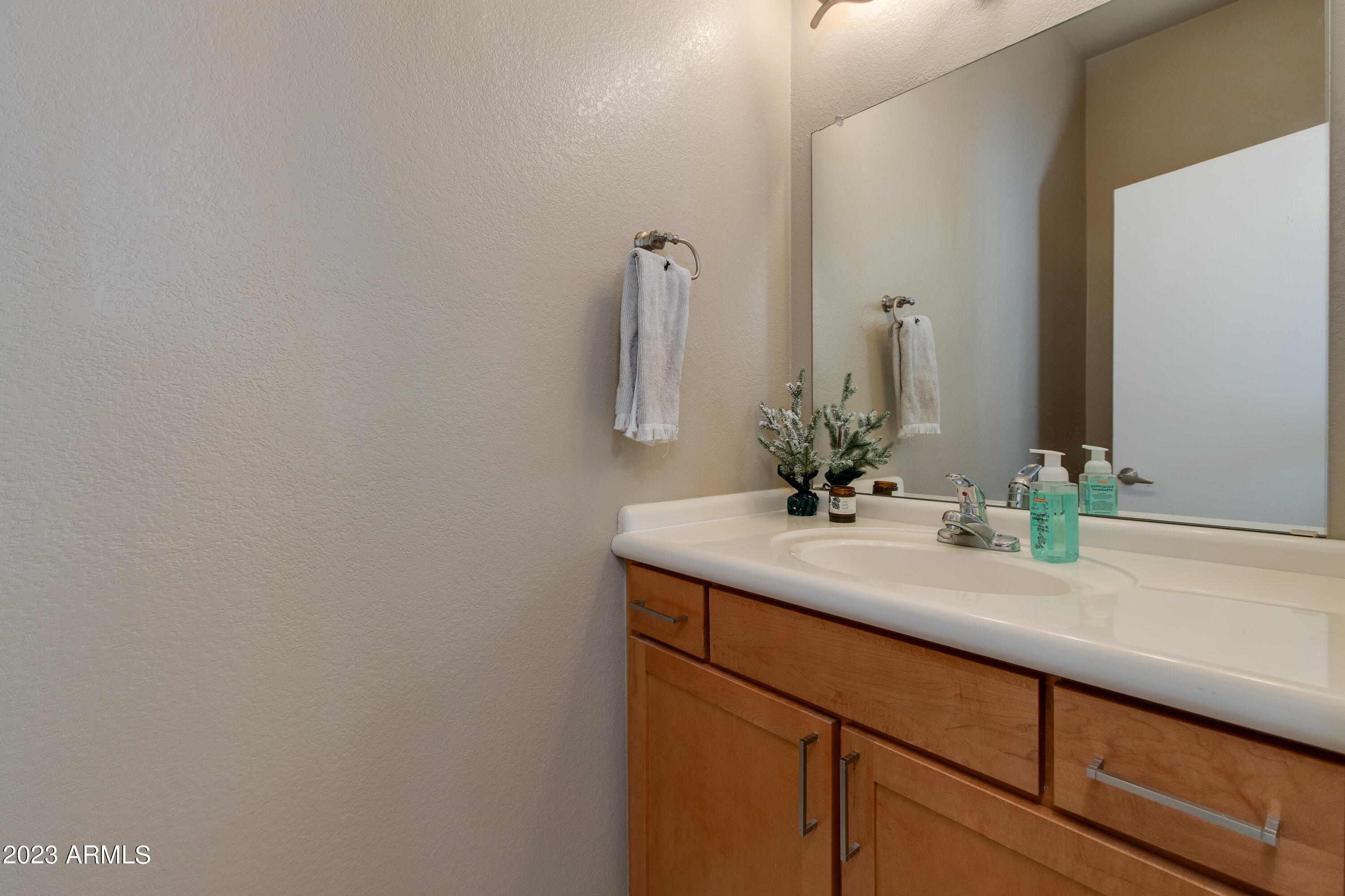 6745 N 93rd Avenue, 1165