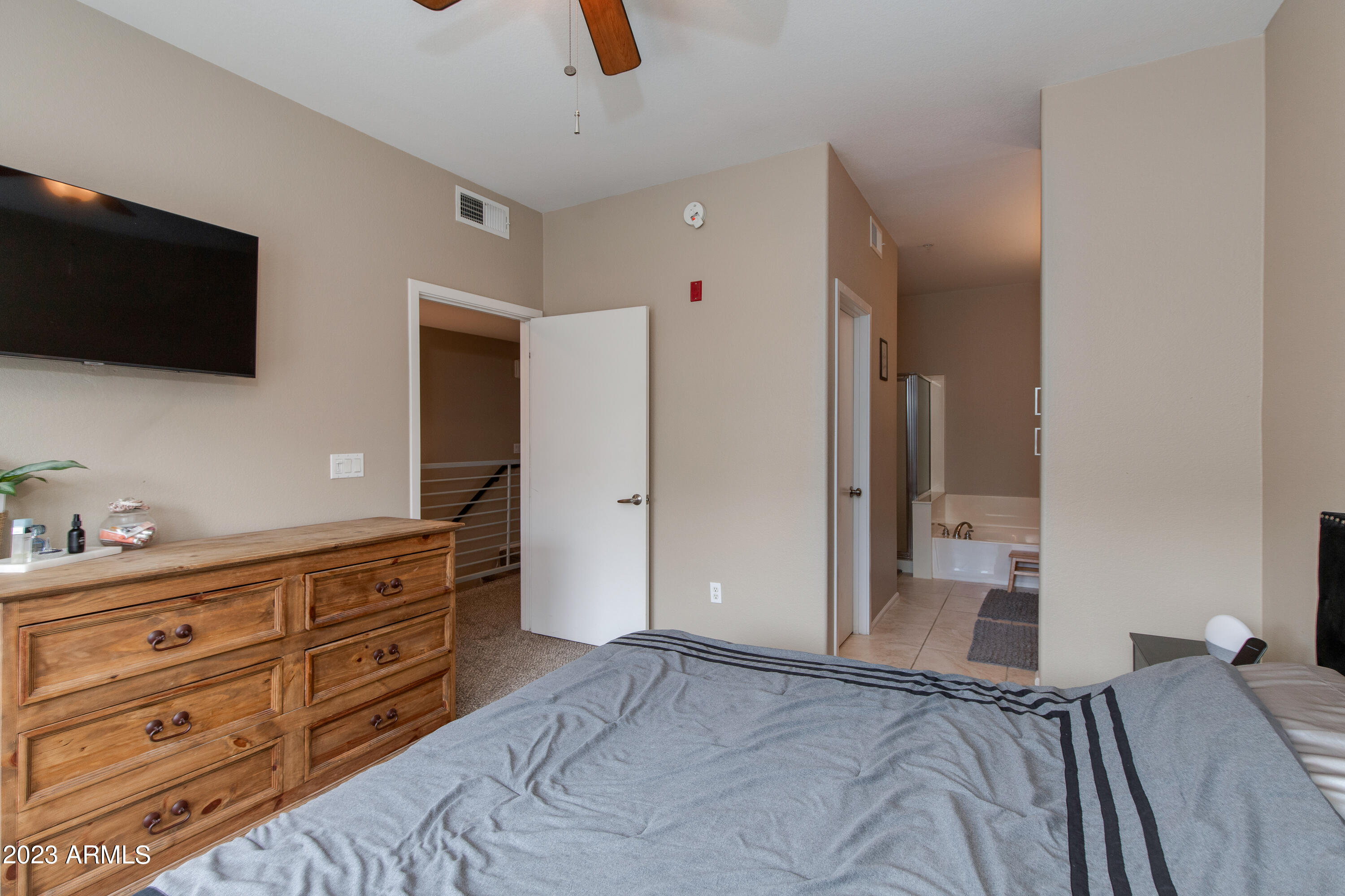 6745 N 93rd Avenue, 1165