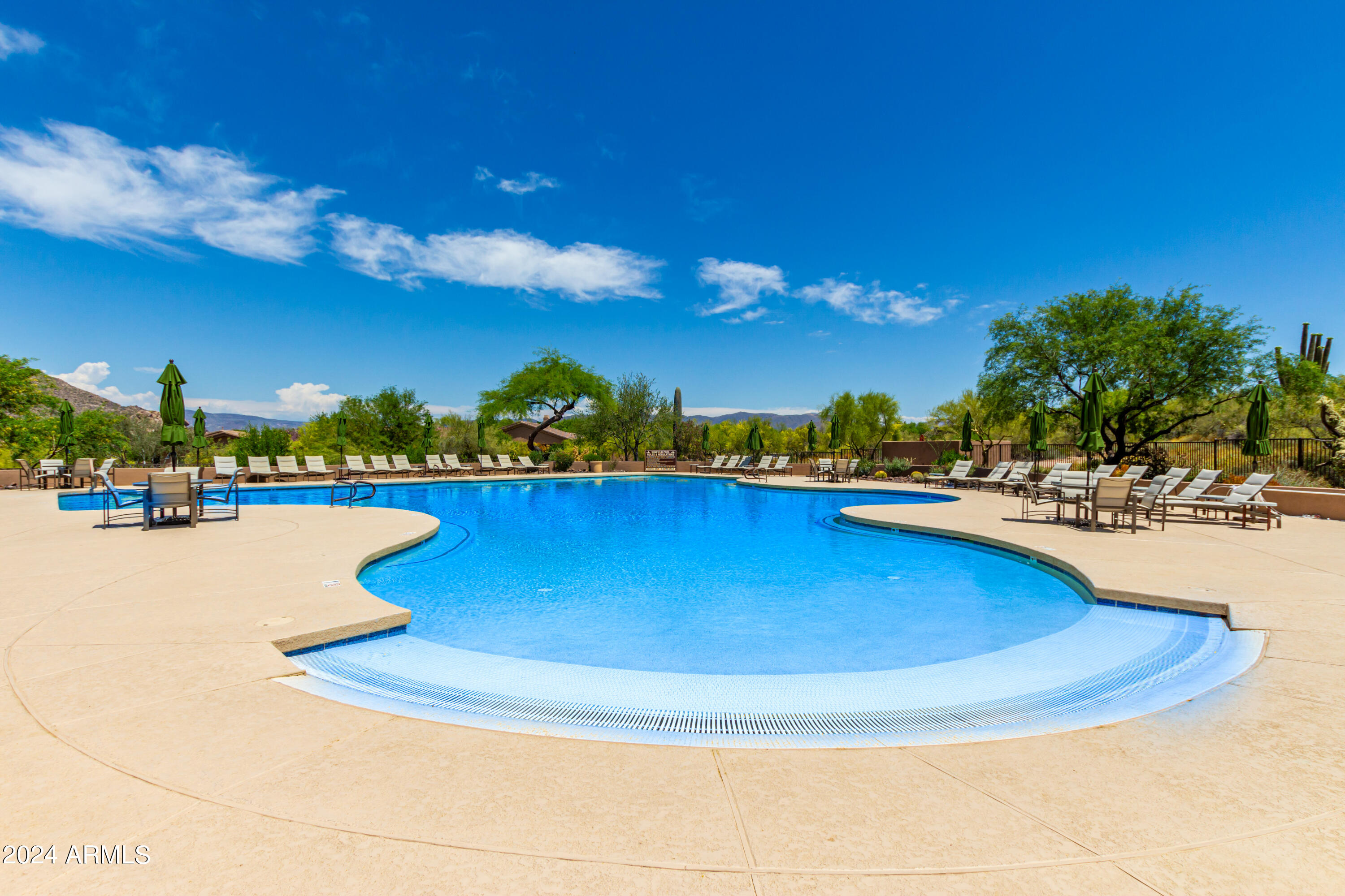 7323 E SUNSET SKY Circle