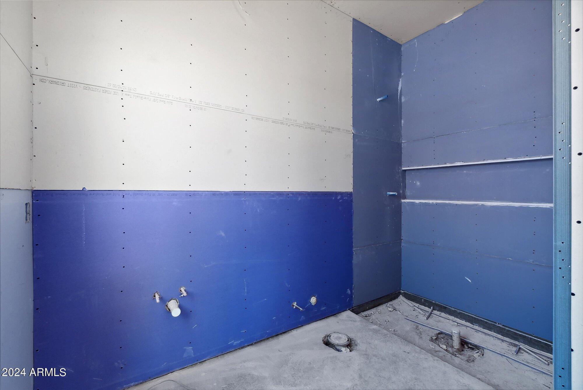 7022 E PARADISE Drive