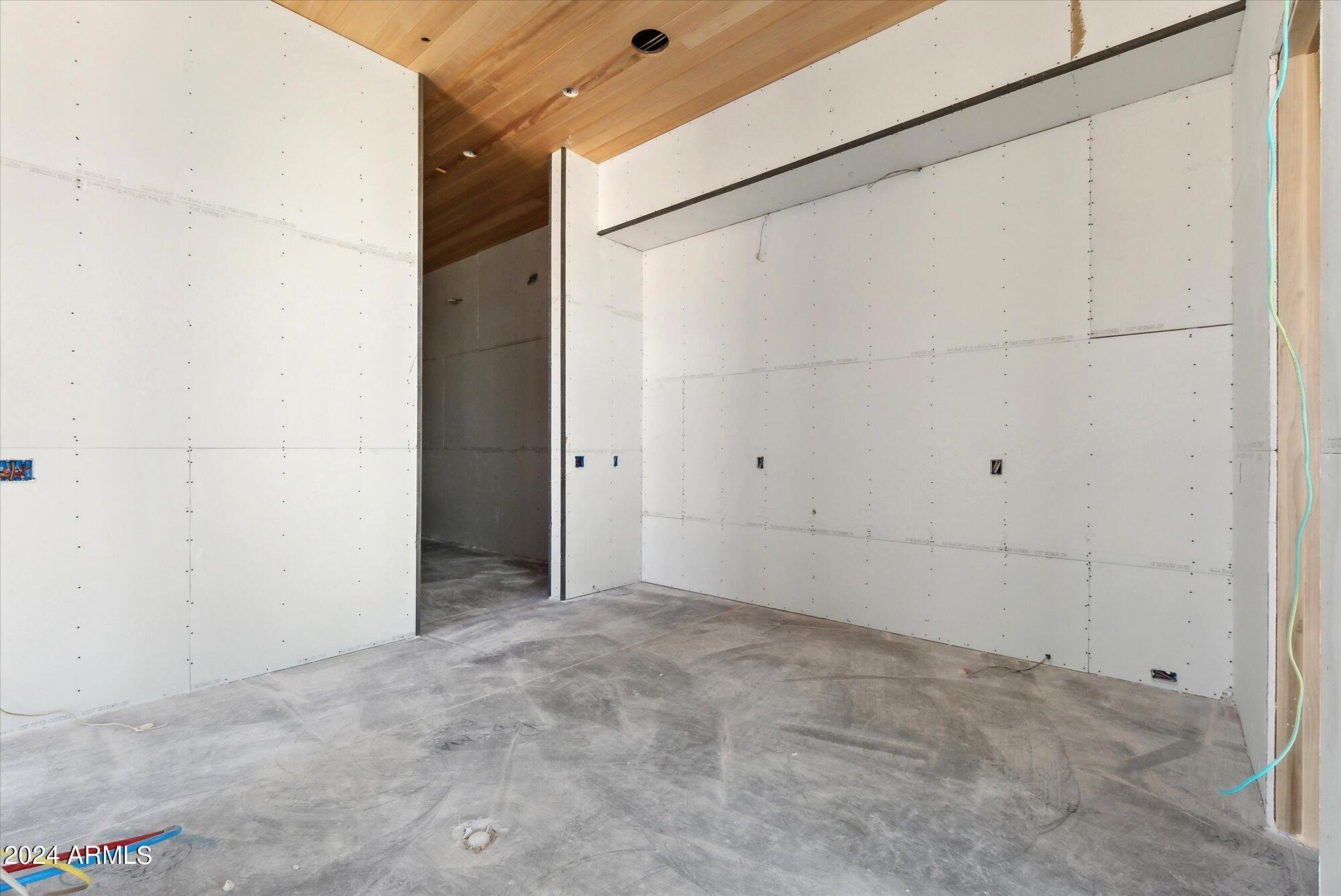 7022 E PARADISE Drive