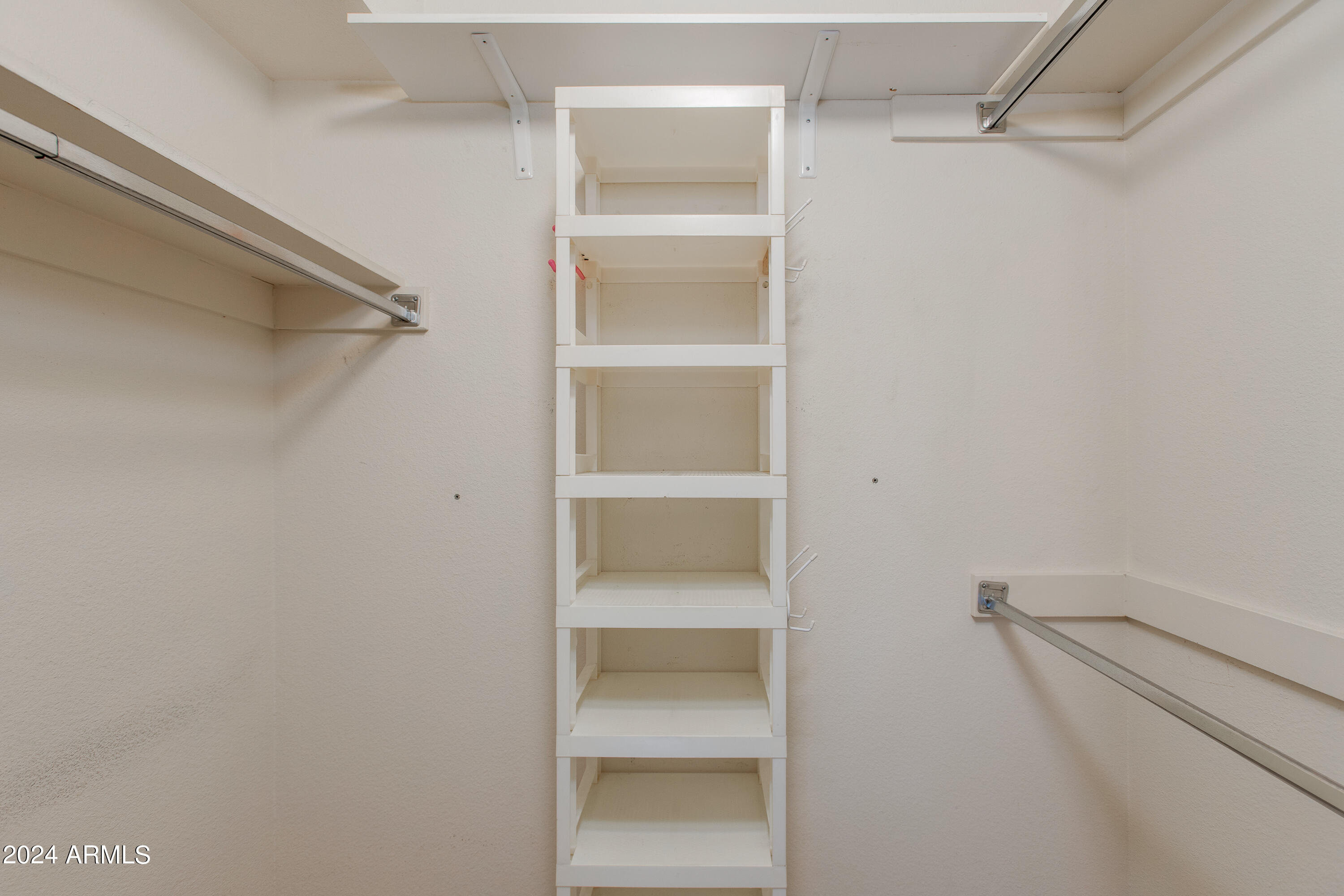 10822 W Santa Fe Drive