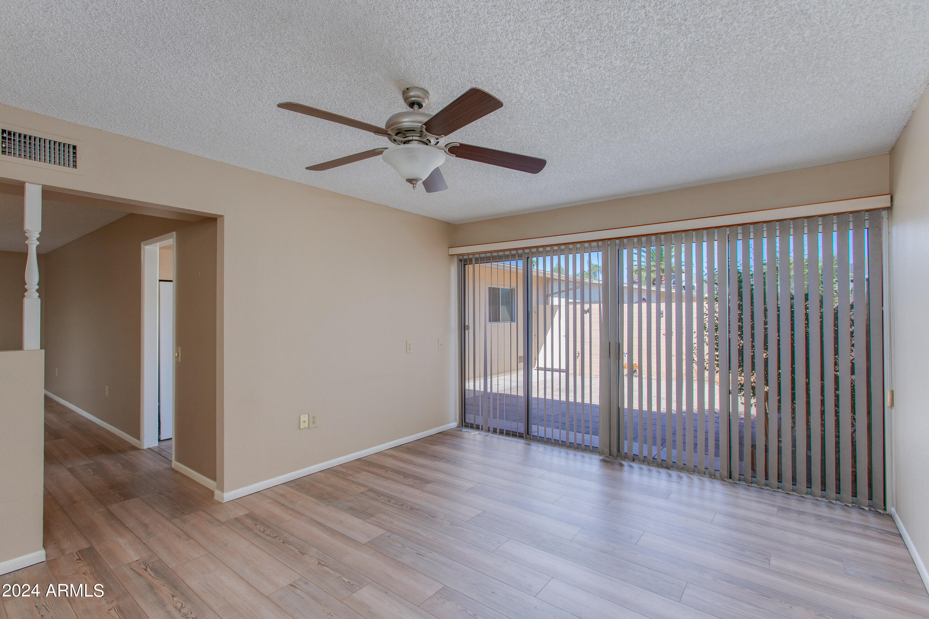 10822 W Santa Fe Drive