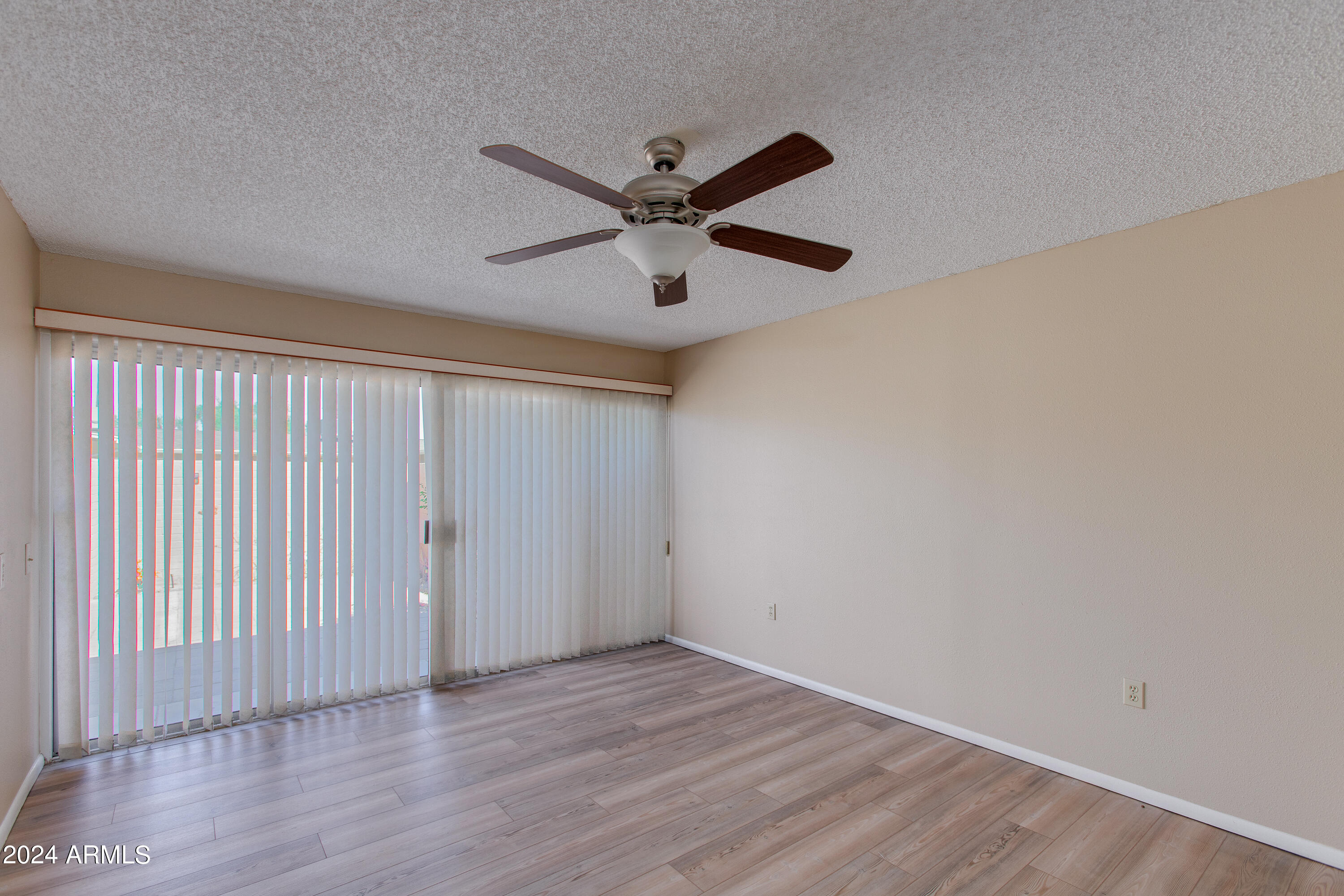 10822 W Santa Fe Drive