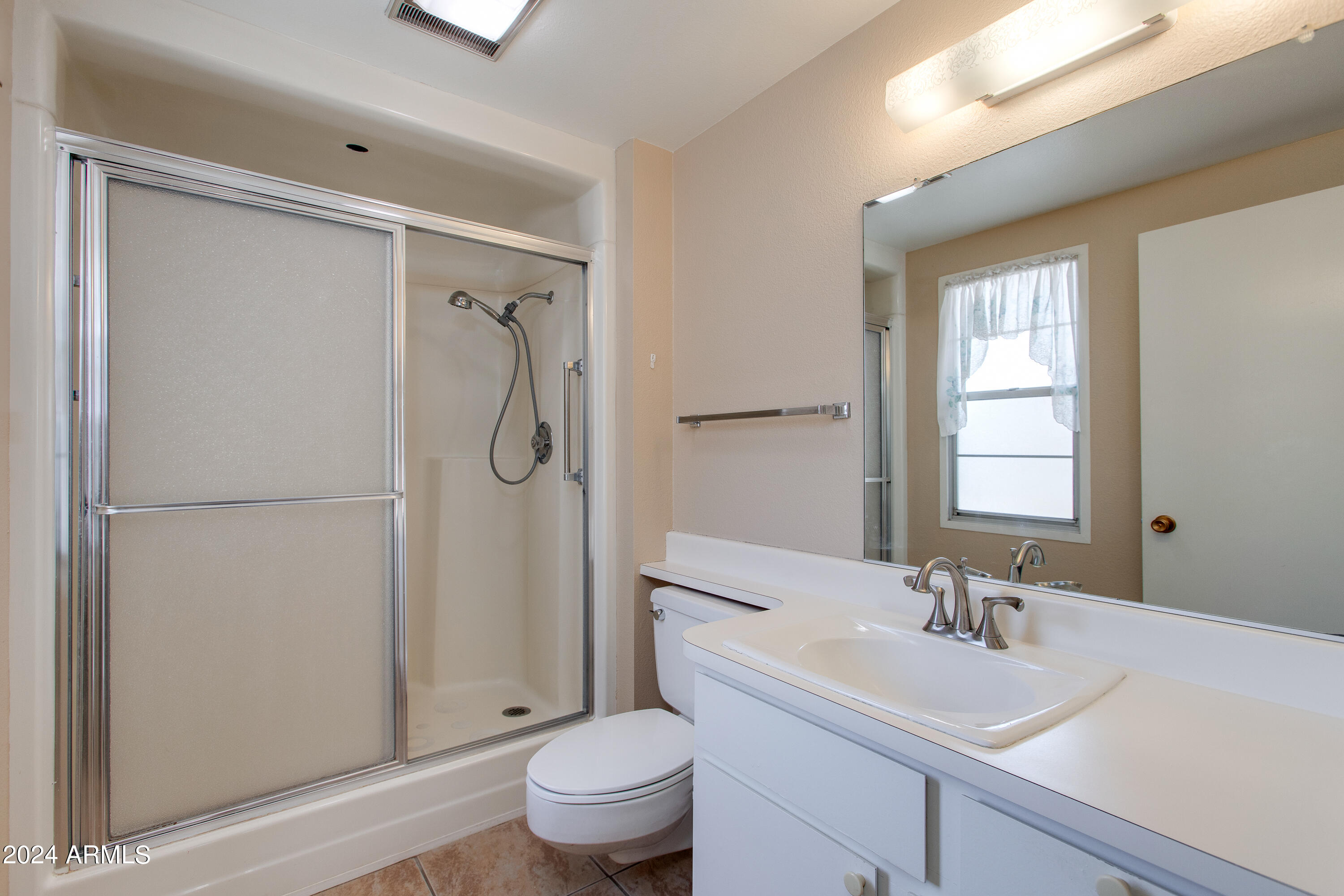 10822 W Santa Fe Drive