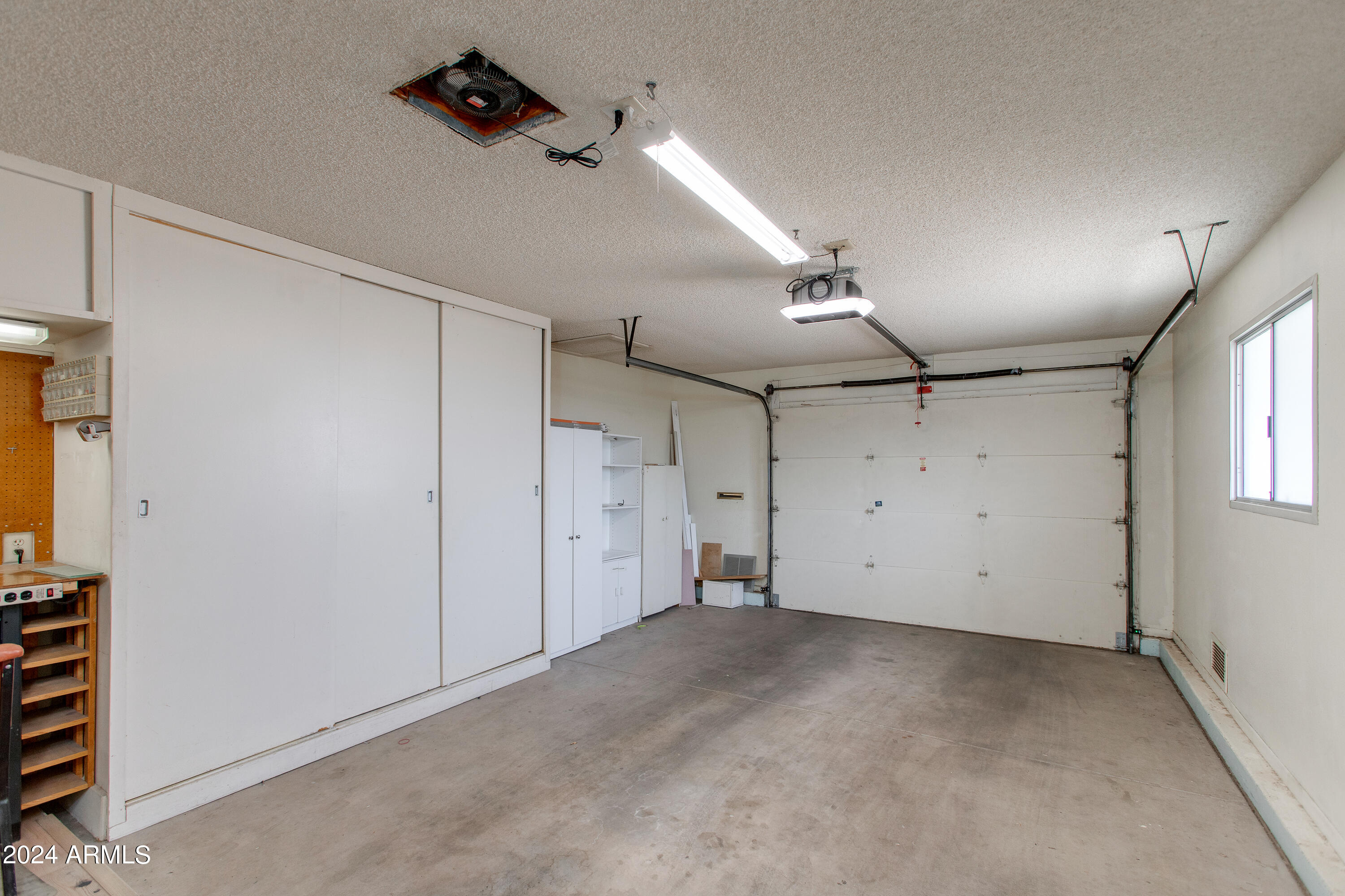 10822 W Santa Fe Drive