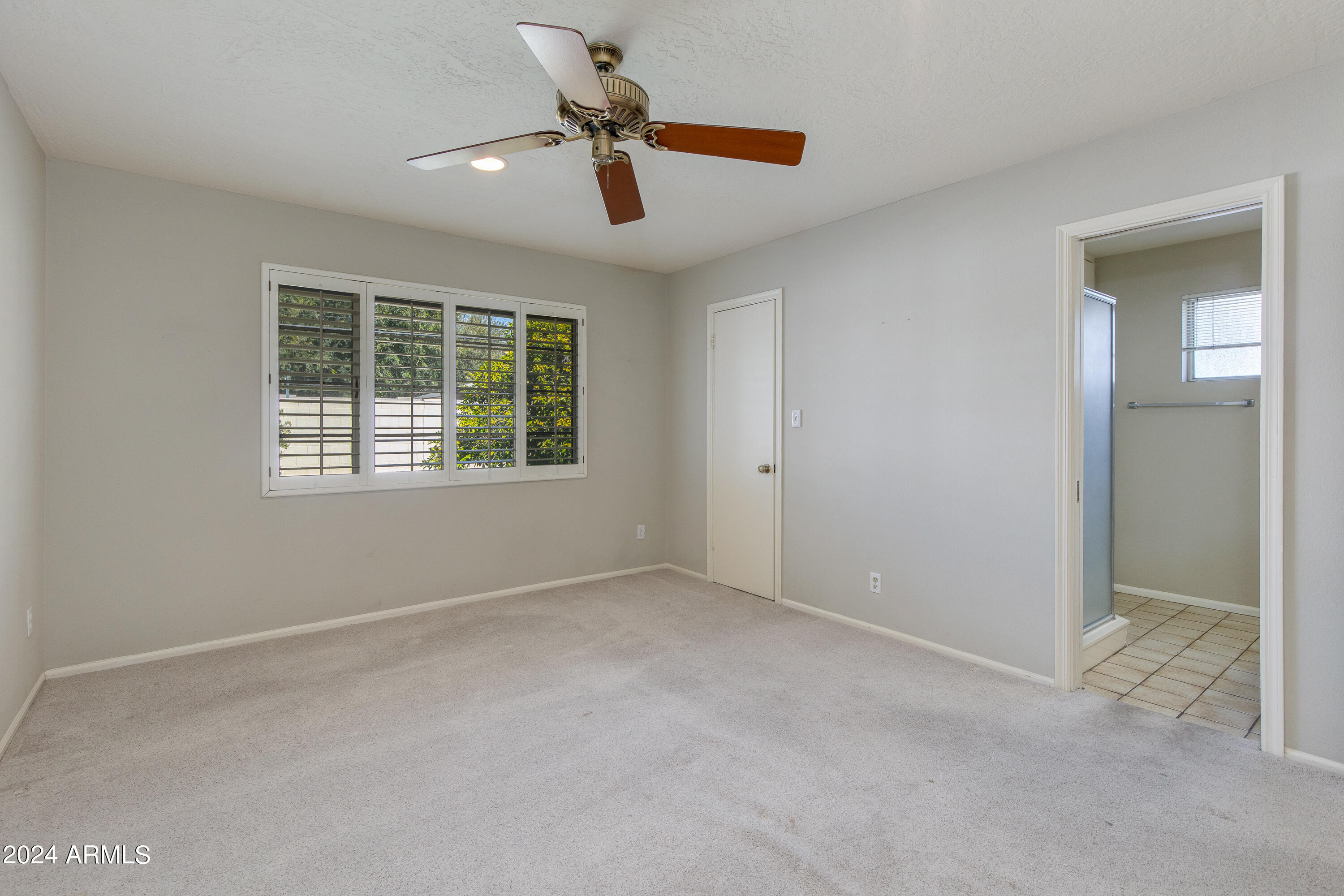 4924 E MULBERRY Drive