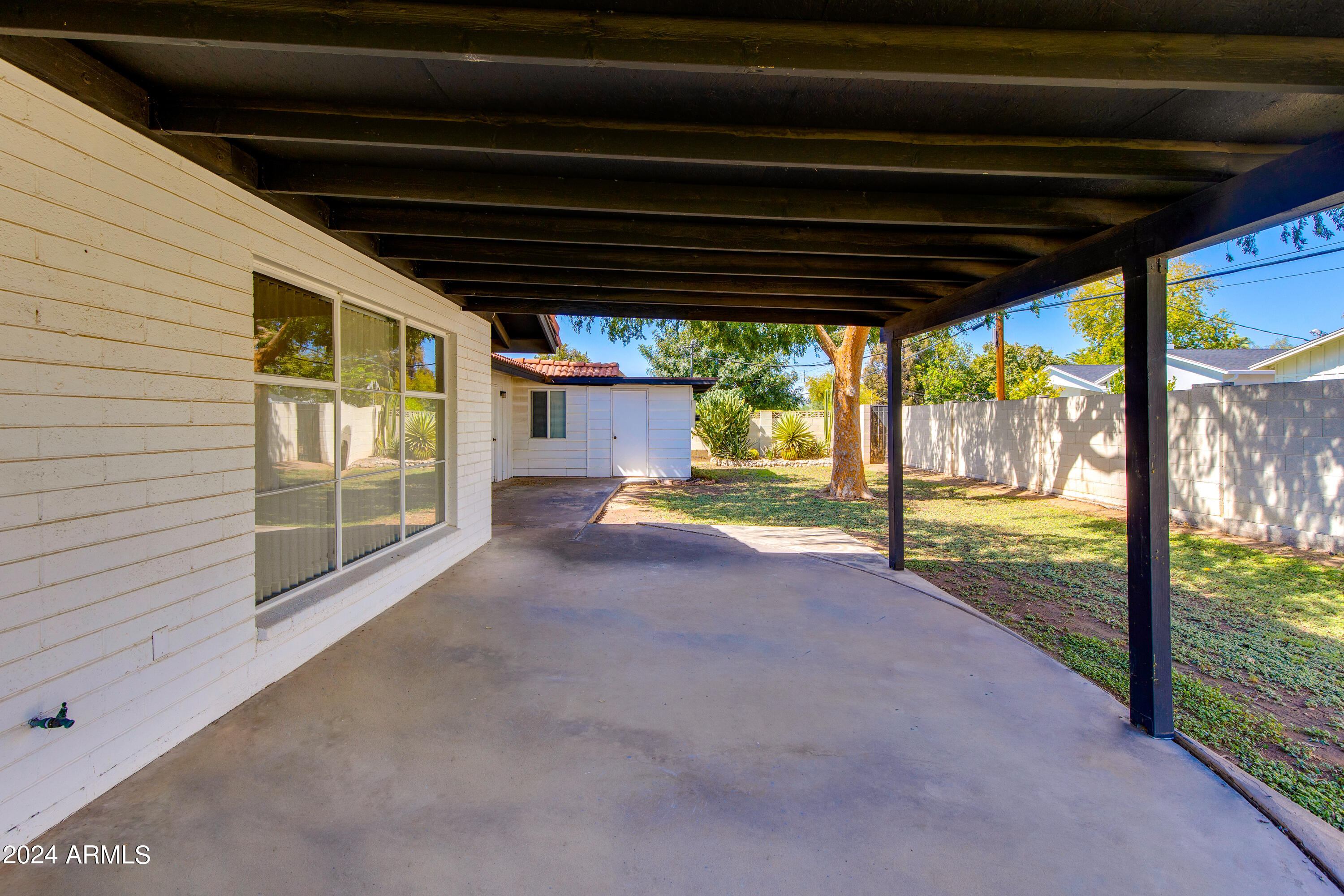 4924 E MULBERRY Drive