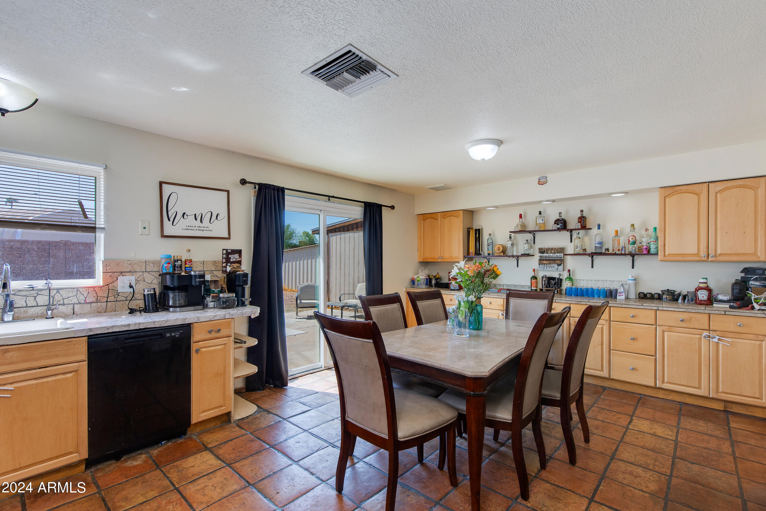 1059 W CORNELL Drive