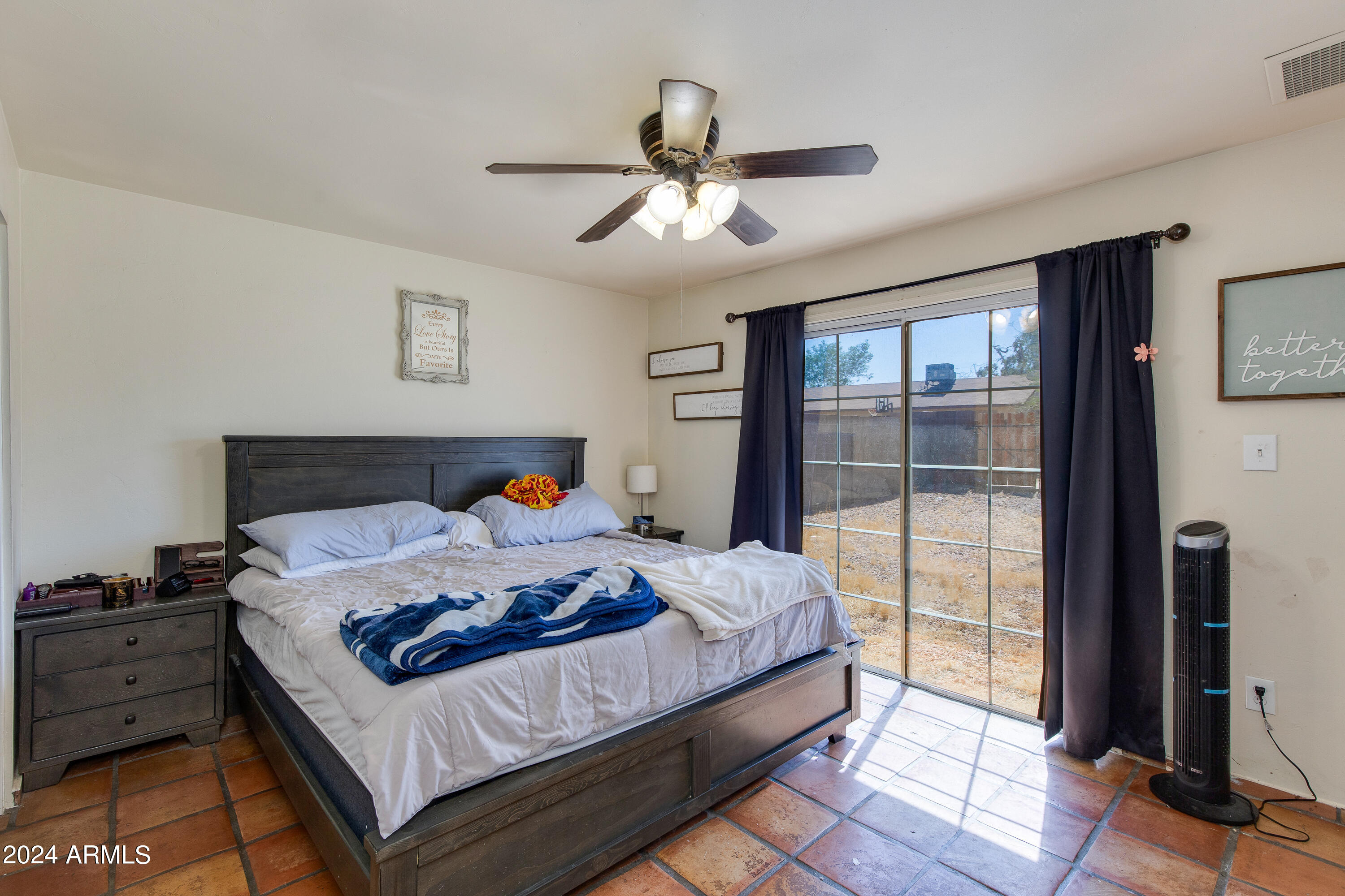 1059 W CORNELL Drive