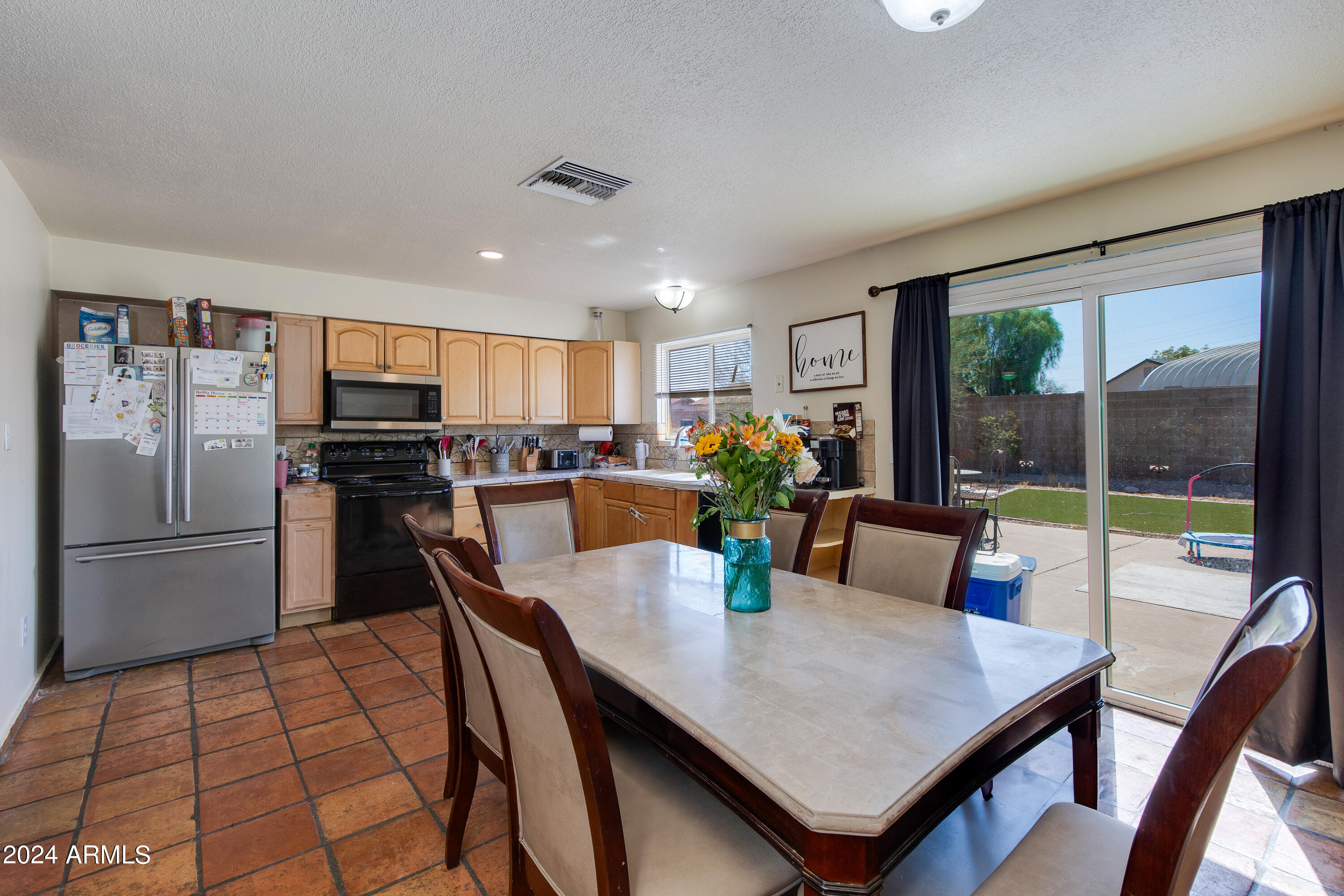 1059 W CORNELL Drive