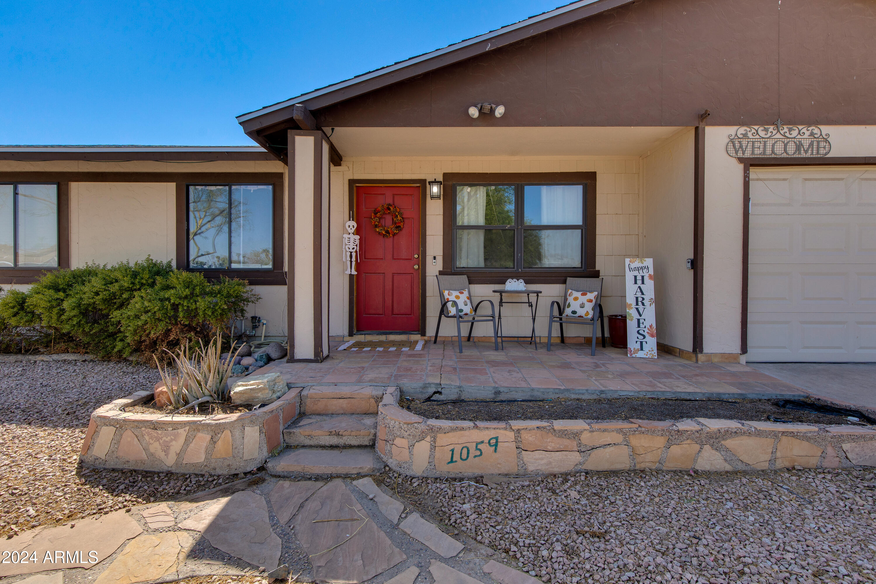 1059 W CORNELL Drive