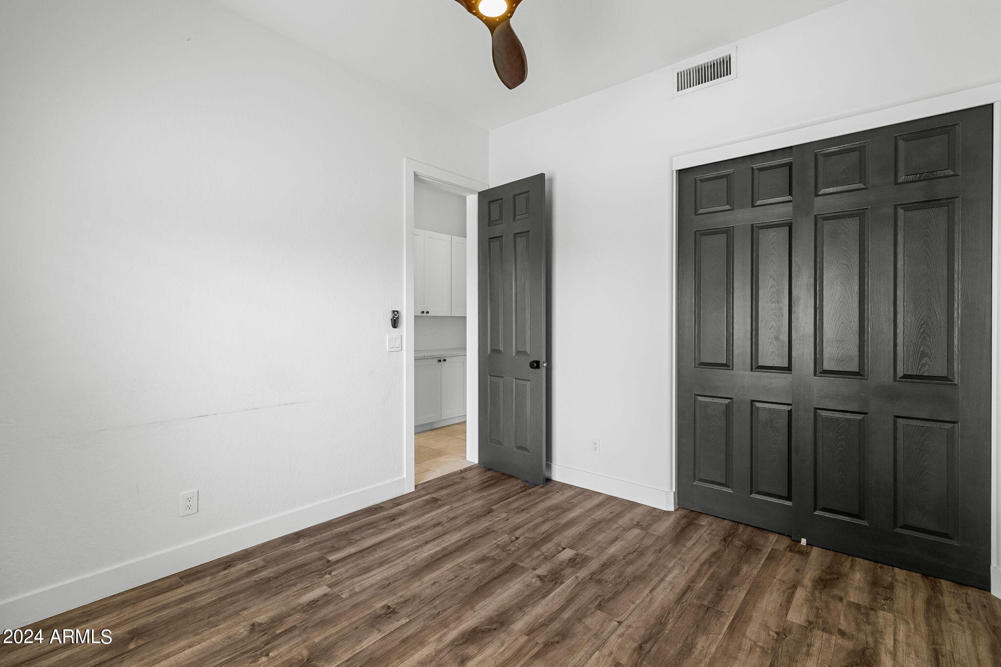 13736 E WETHERSFIELD Road