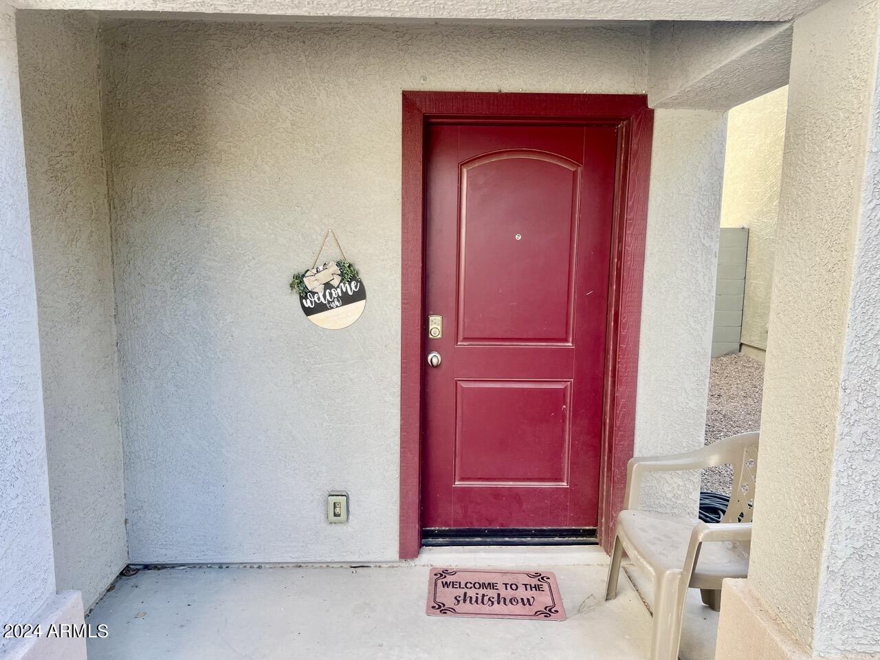 5817 E OASIS Boulevard