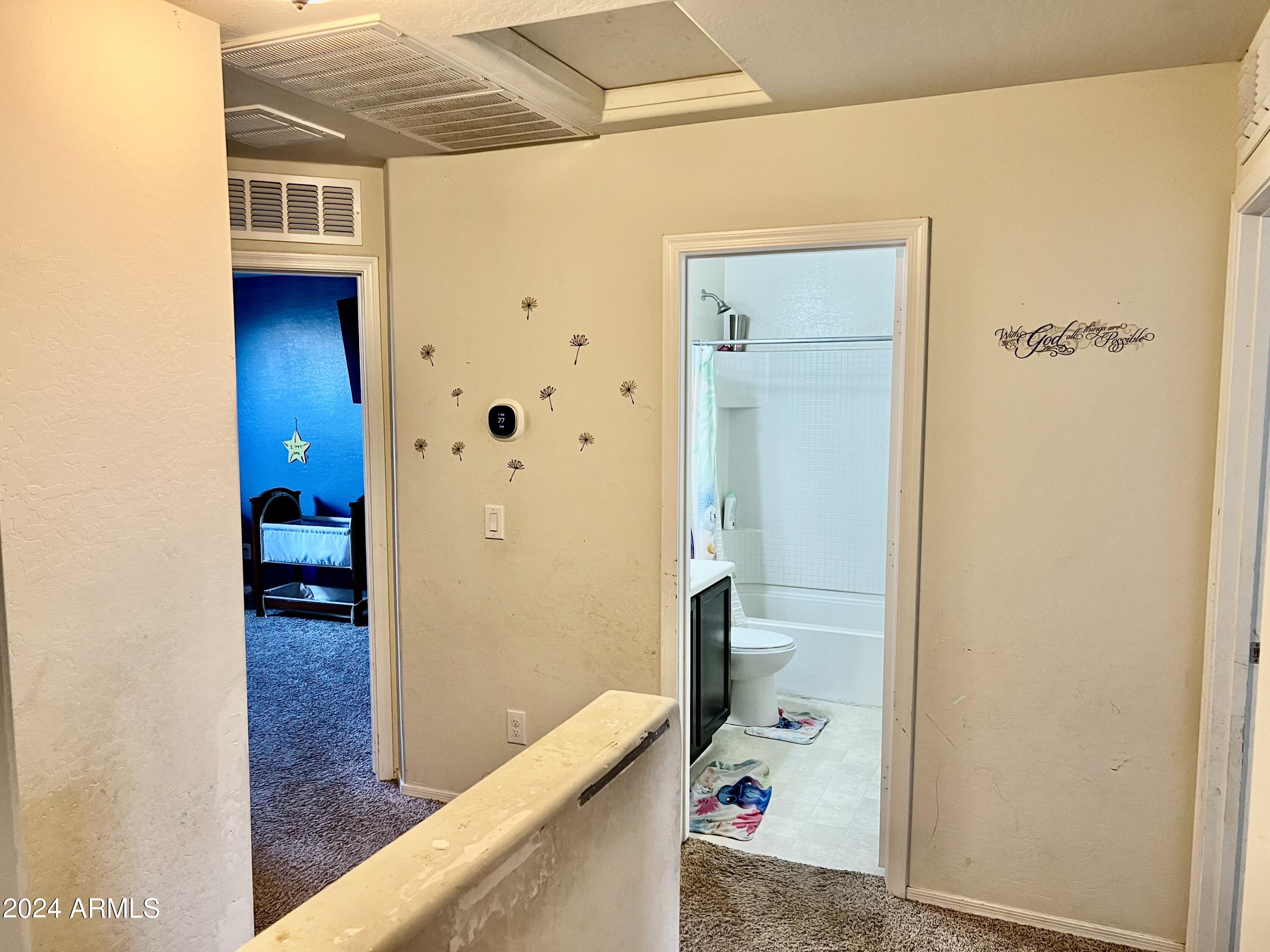 5817 E OASIS Boulevard