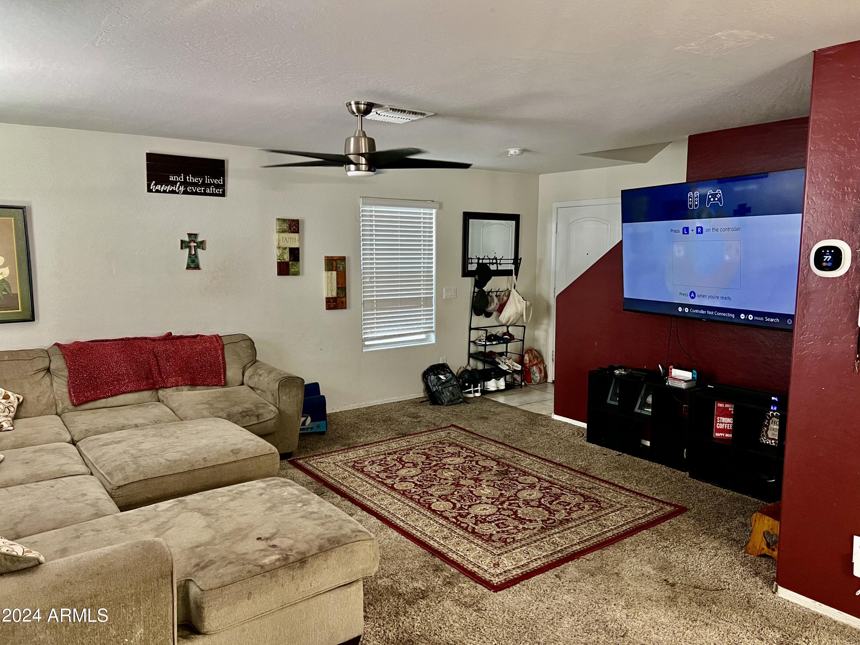 5817 E OASIS Boulevard