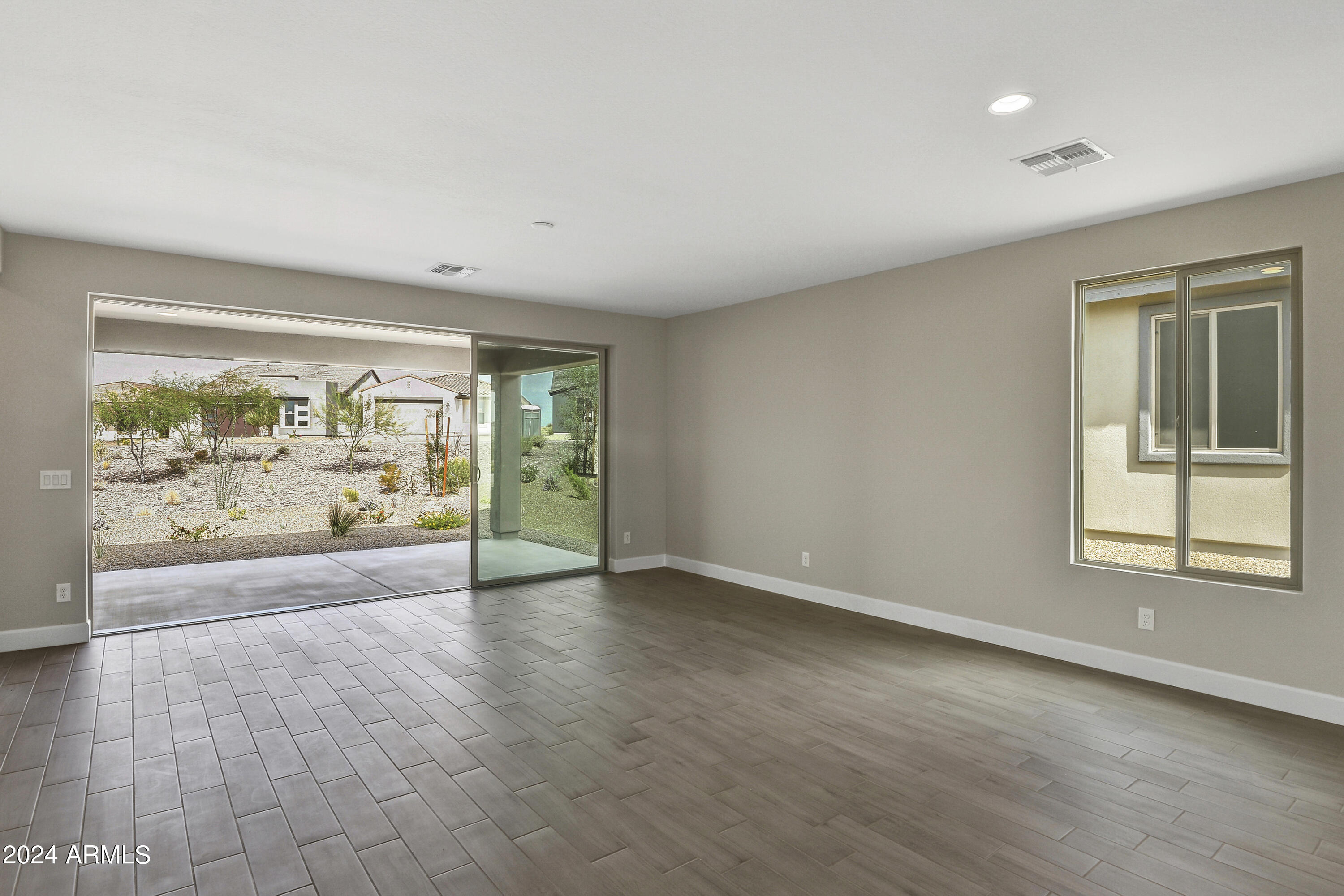 4330 Sawbuck Way