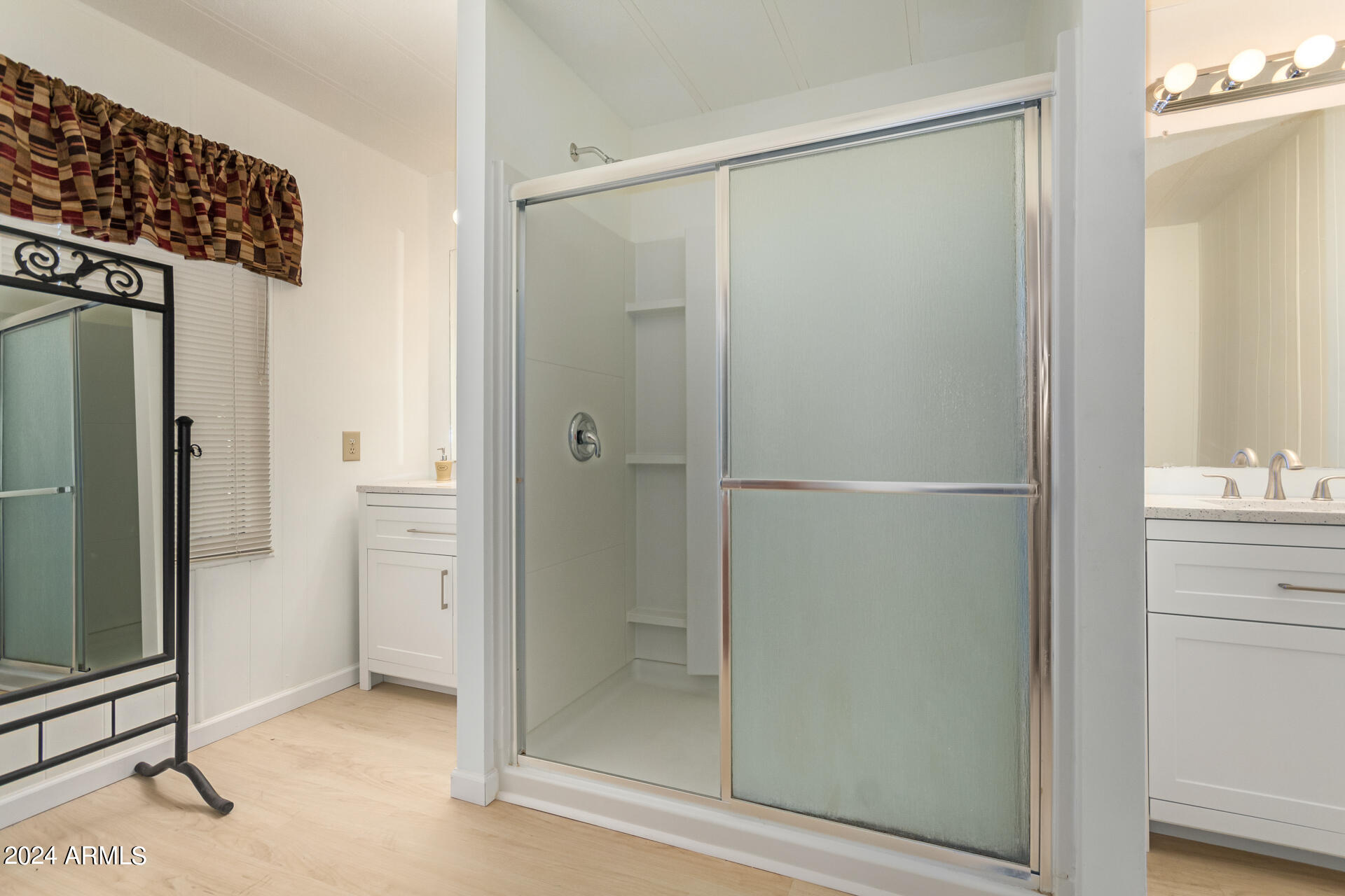 25403 S WYOMING Avenue