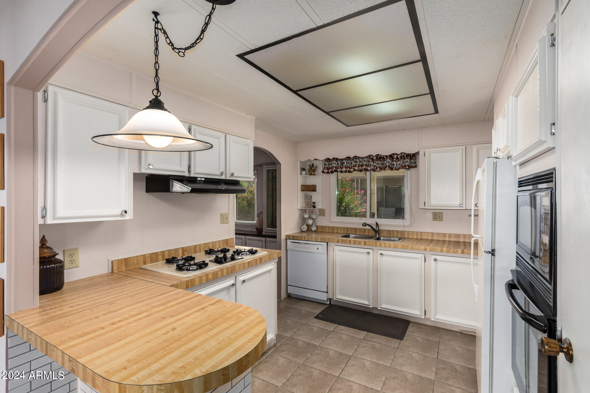 25403 S WYOMING Avenue