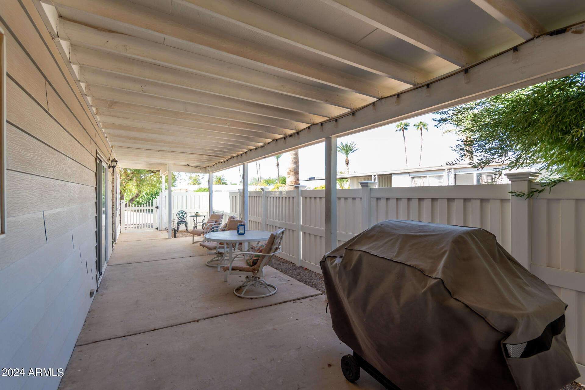 25403 S WYOMING Avenue