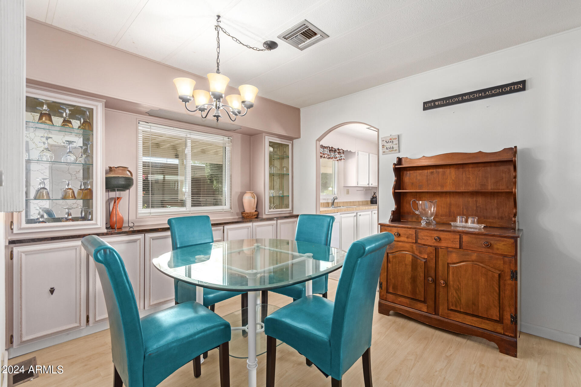 25403 S WYOMING Avenue