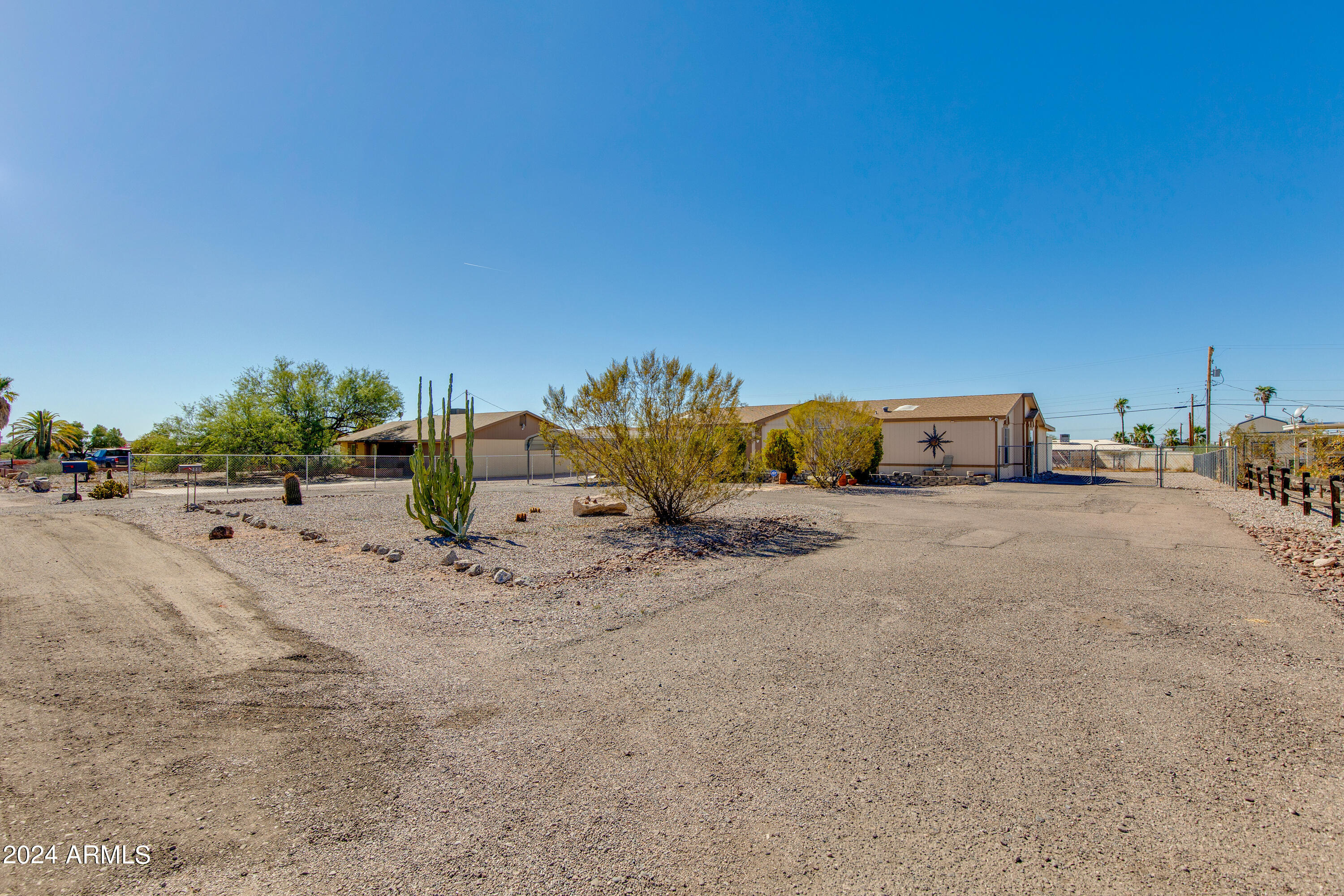 440 N RENNICK Drive