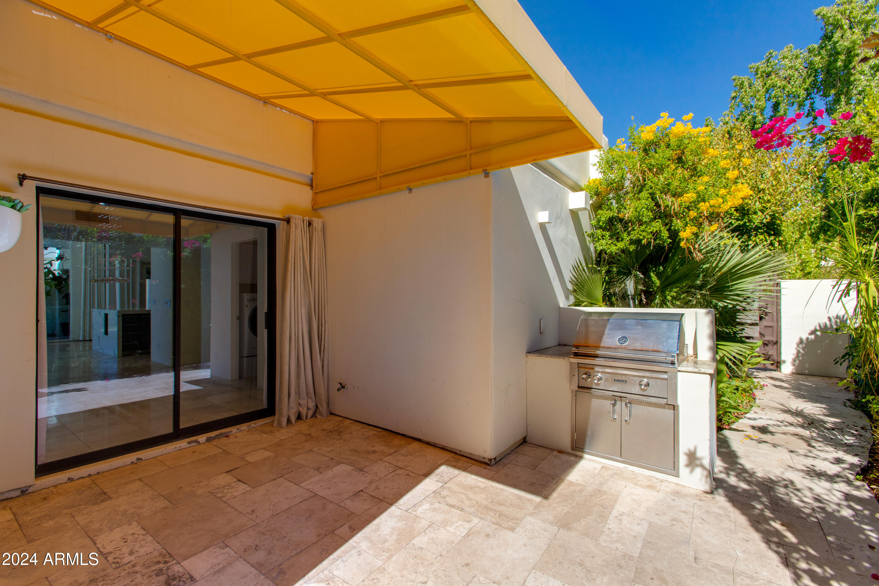 3185 E STELLA Lane