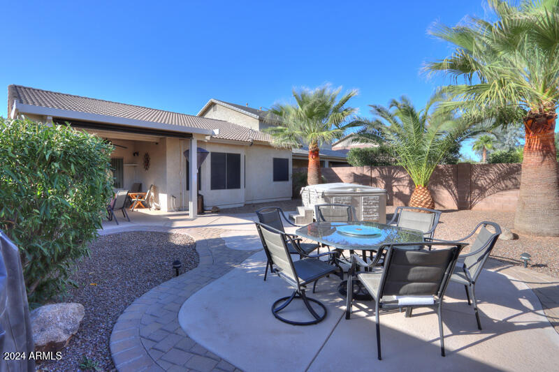 21449 N GREENLAND PARK Drive