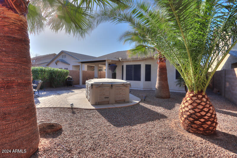 21449 N GREENLAND PARK Drive