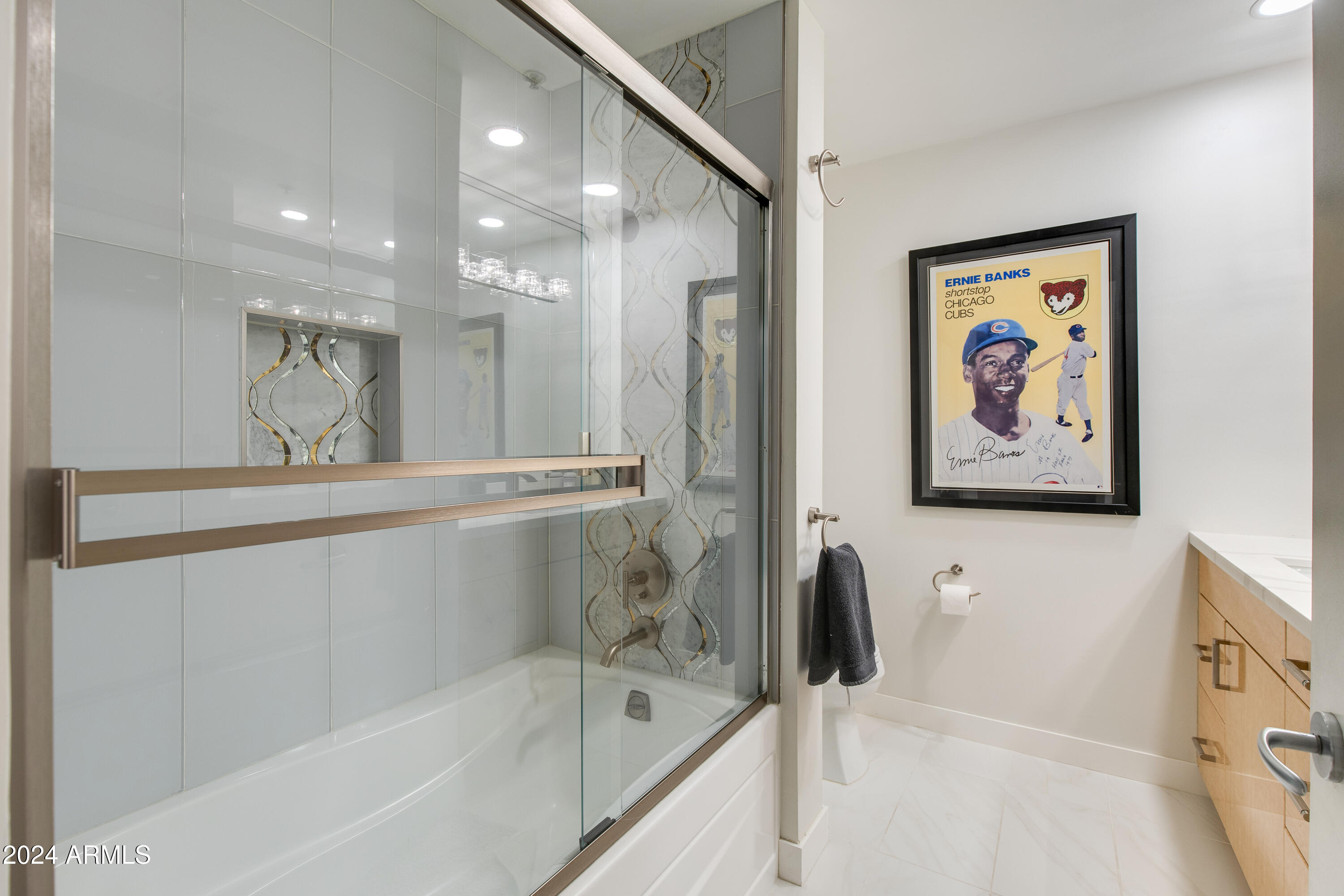 7157 E RANCHO VISTA Drive, 1012