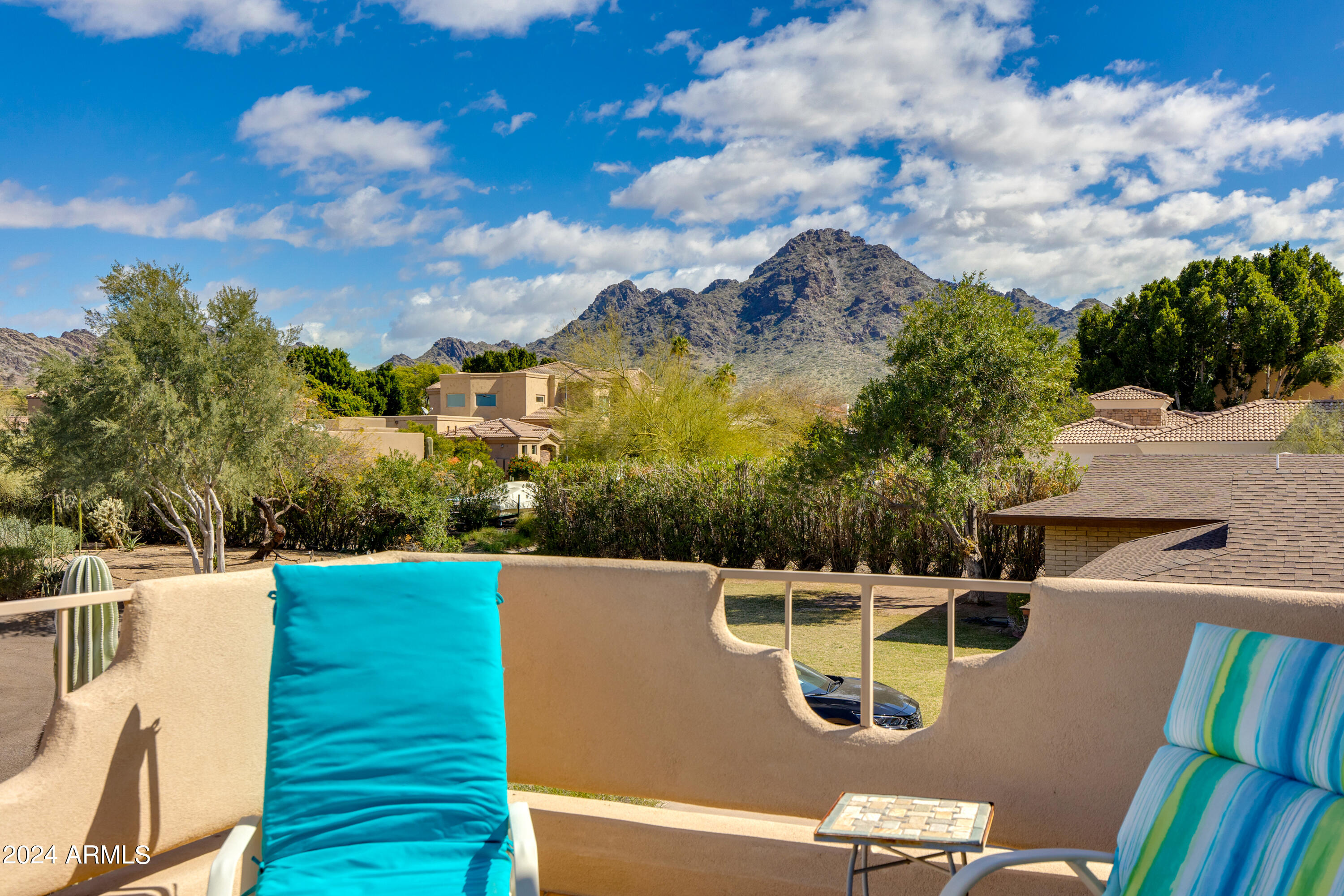 1715 E PALMAIRE Avenue