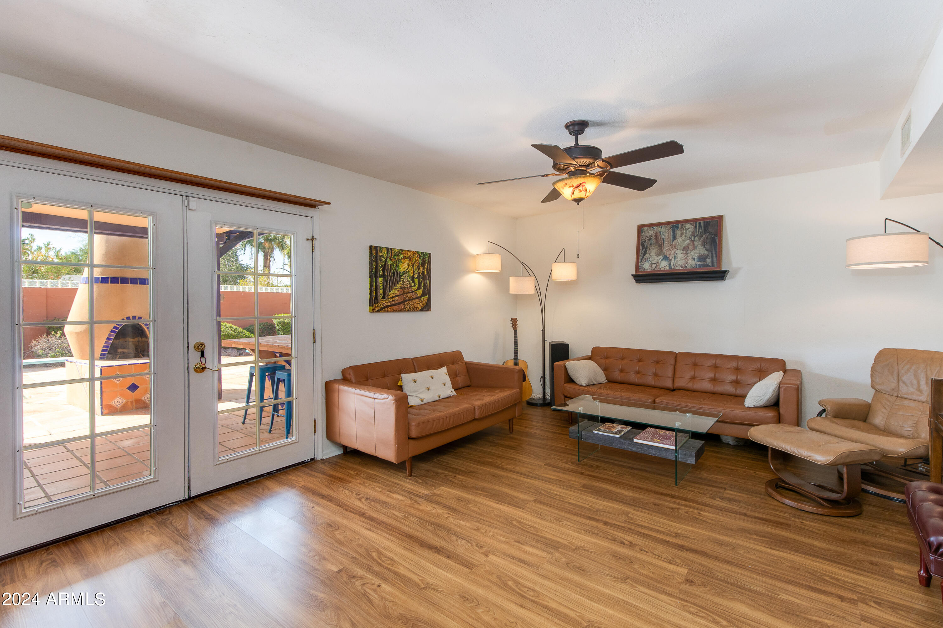 1715 E PALMAIRE Avenue