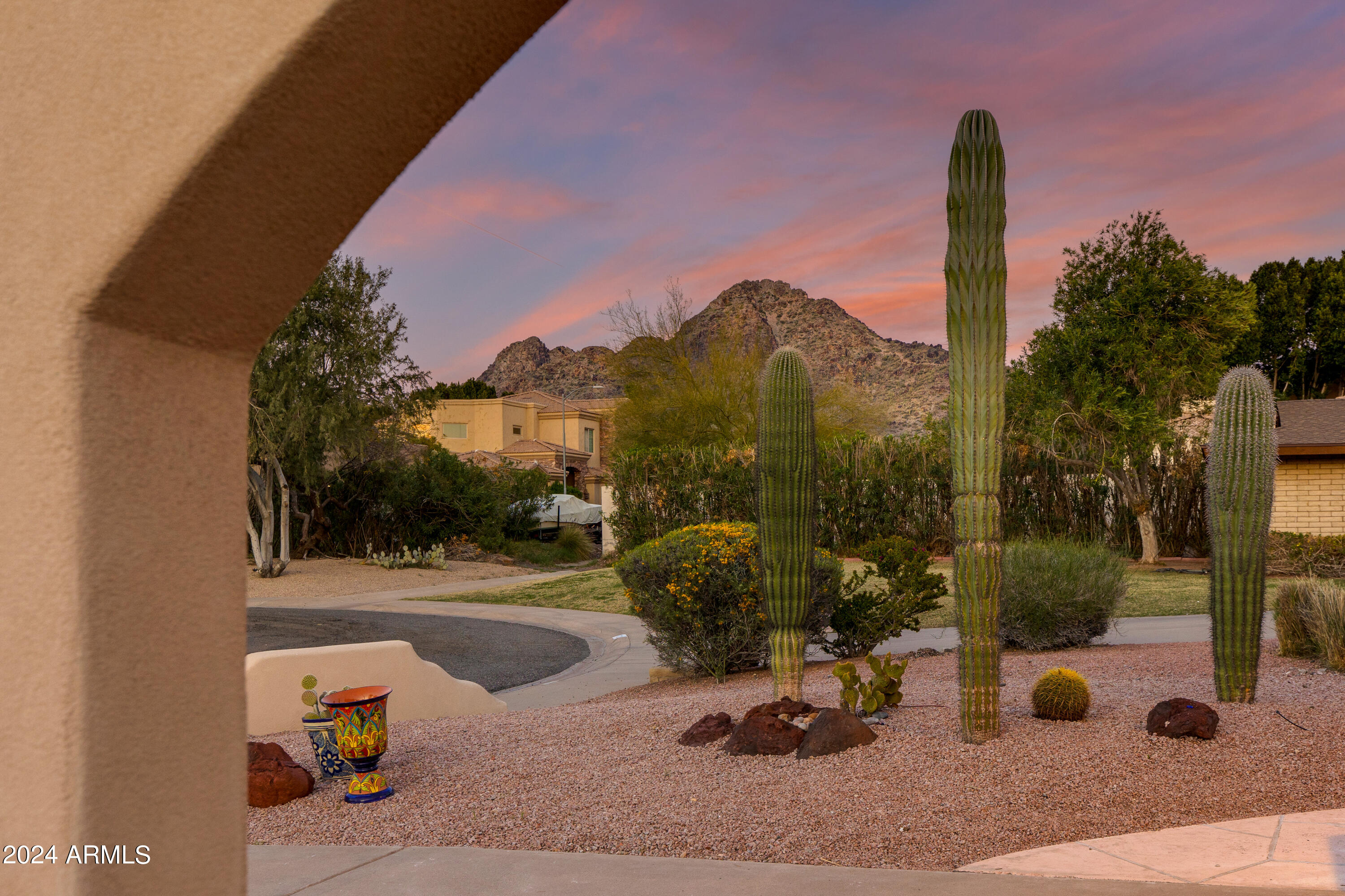 1715 E PALMAIRE Avenue