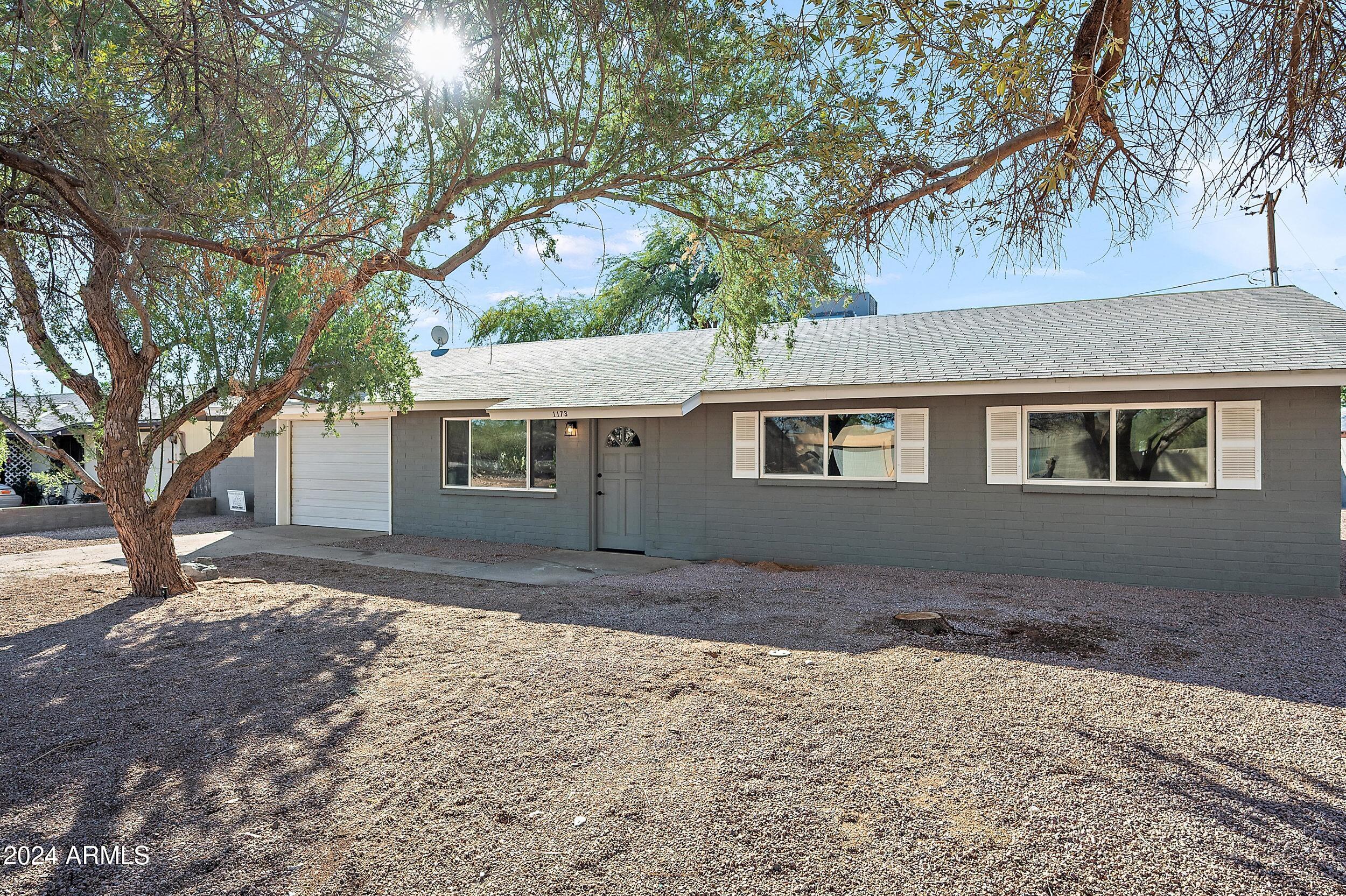1173 E CORDOVA Avenue