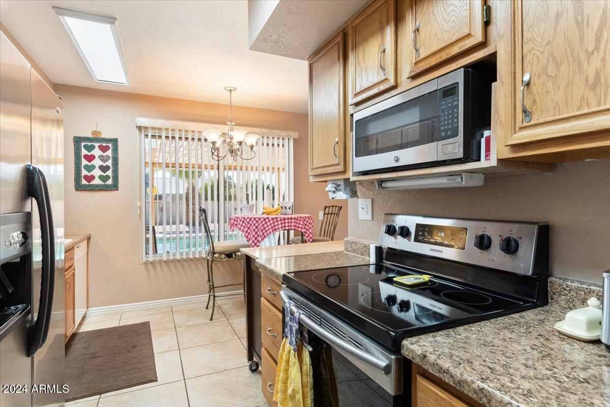 9811 W ROYAL OAK Road