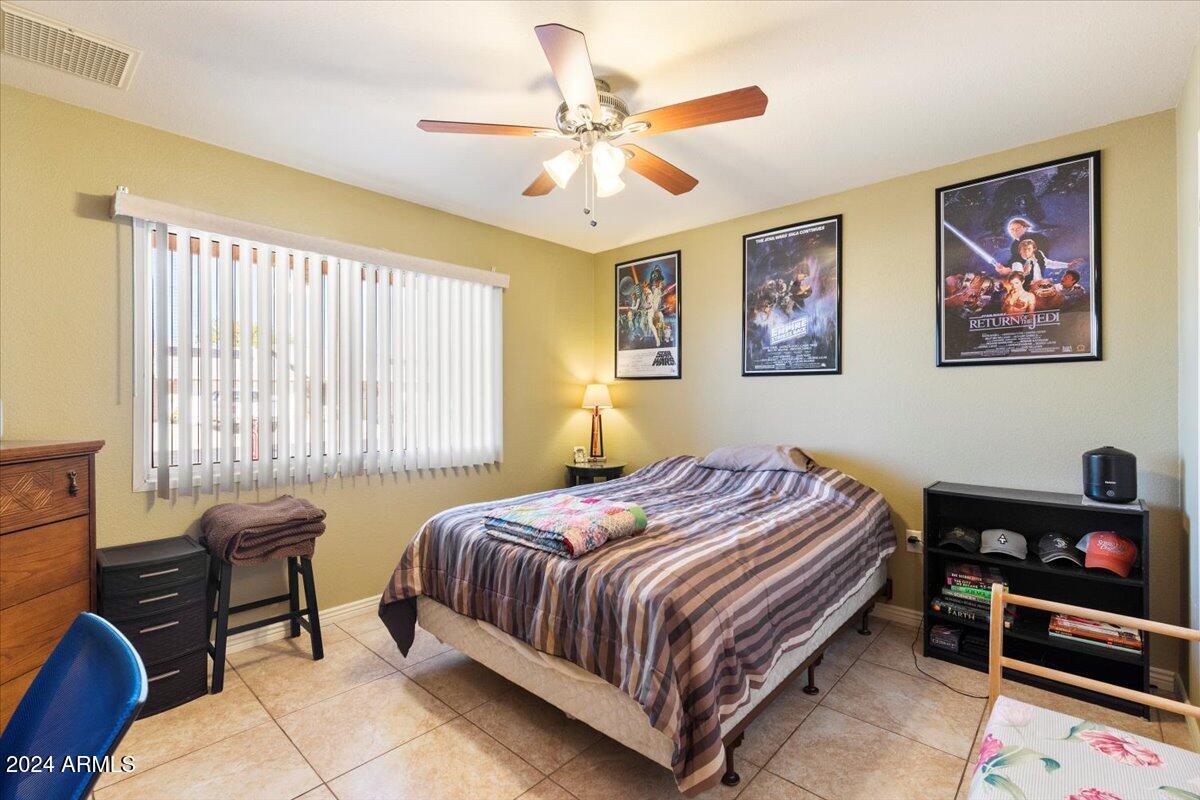 9811 W ROYAL OAK Road