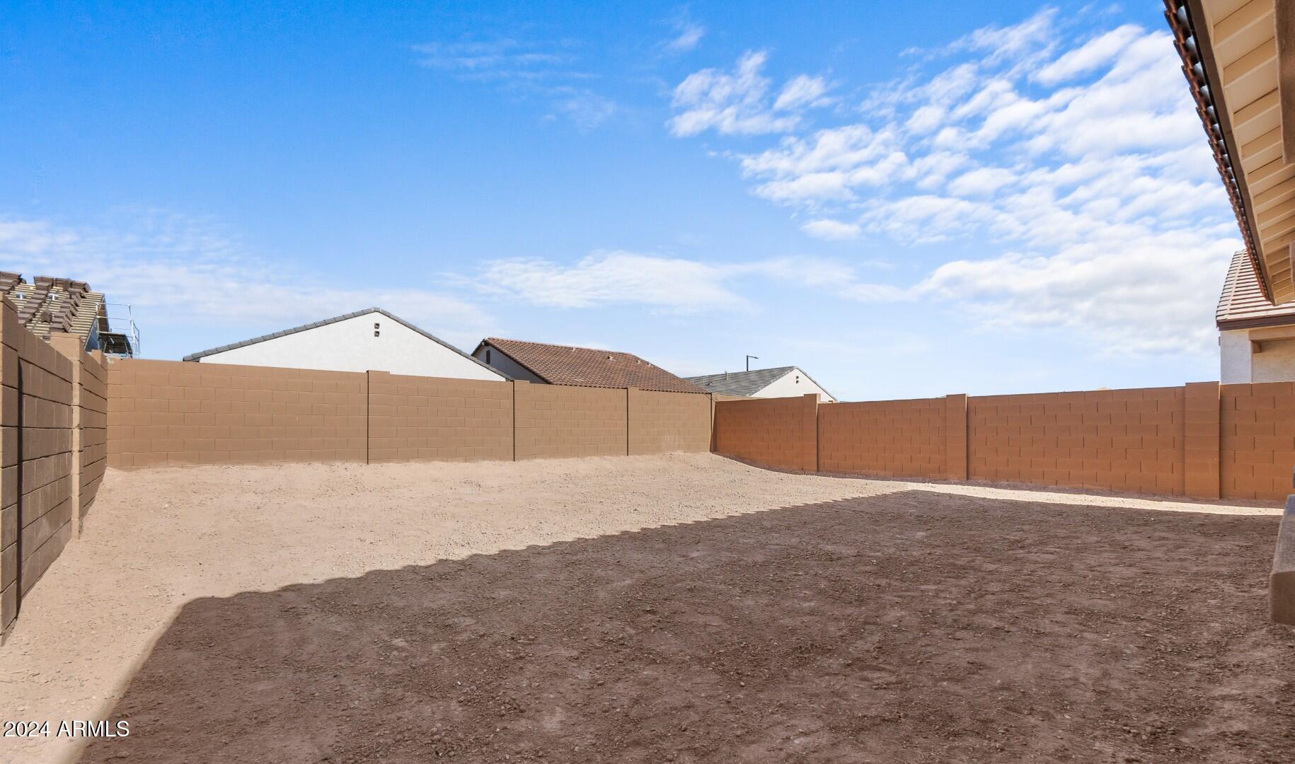 23396 W Burton Avenue