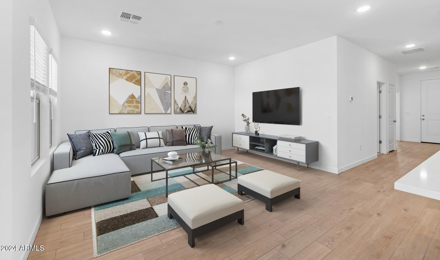 23396 W Burton Avenue