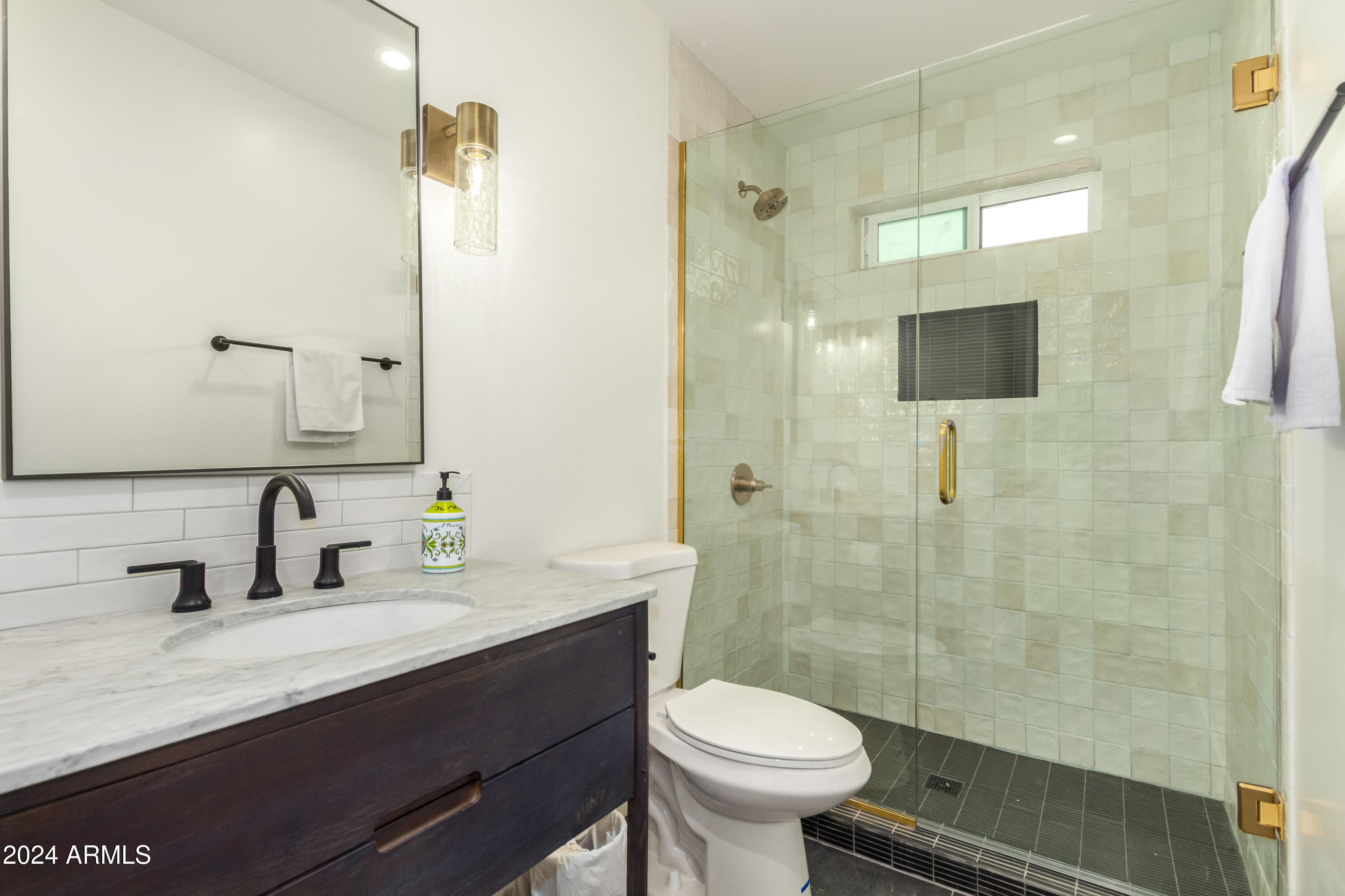 917 E MCKINLEY Street